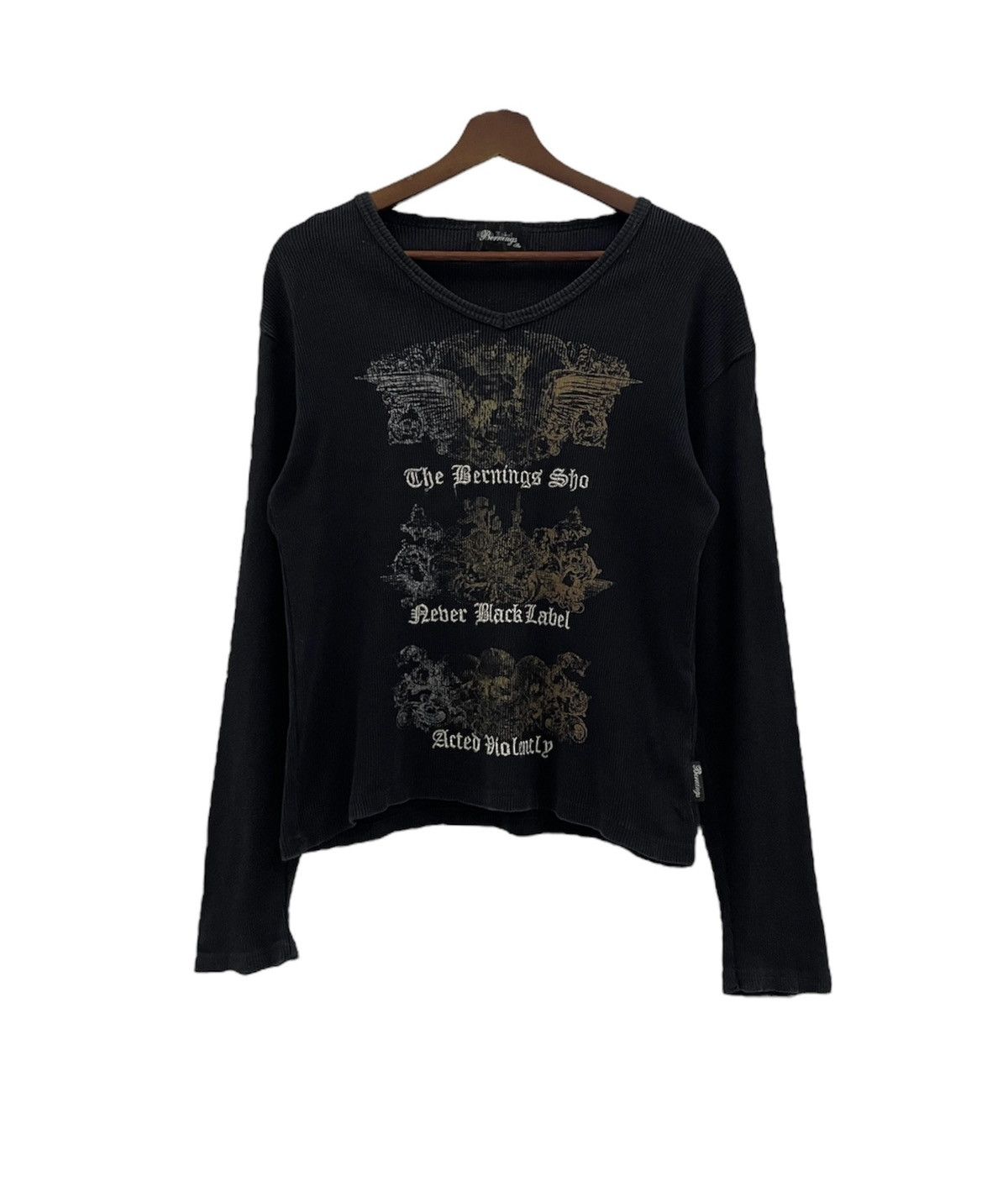 If Six Was Nine Bernings Sho Japan Embroidery Tshirts Size US S / EU 44-46 / 1 - 1 Thumbnail