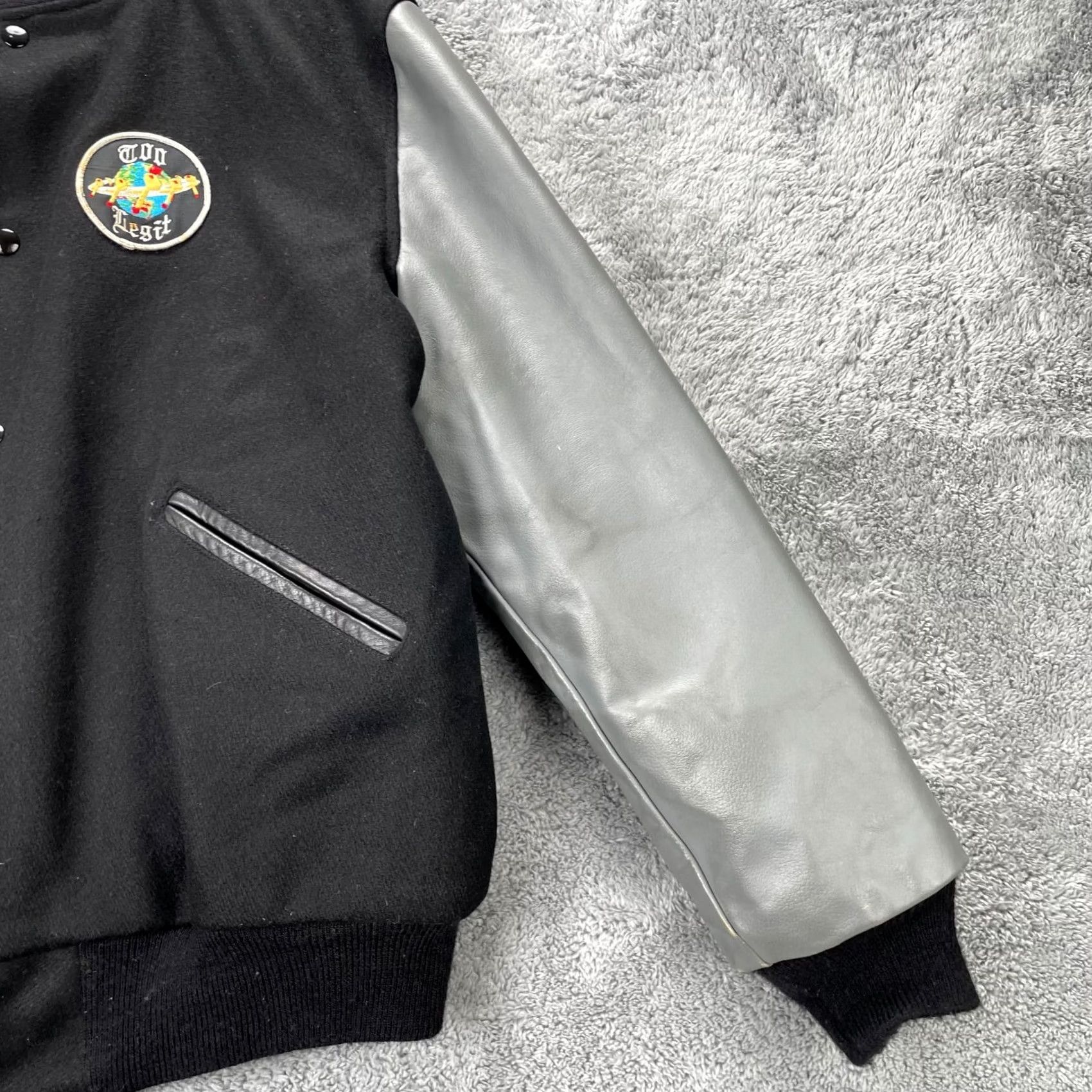Vintage VTG MC Hammer Jacket Mens L Black Too Legit Varsity Bomber Coat Crew Music Jacket Size US L / EU 52-54 / 3 - 5 Thumbnail