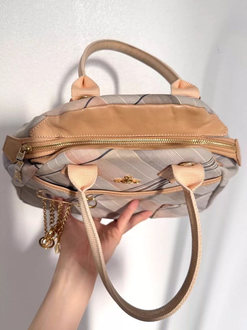 Vivienne Westwood Vivienne Westwood size os Don't pin your handbag Size ONE SIZE - 5 Thumbnail