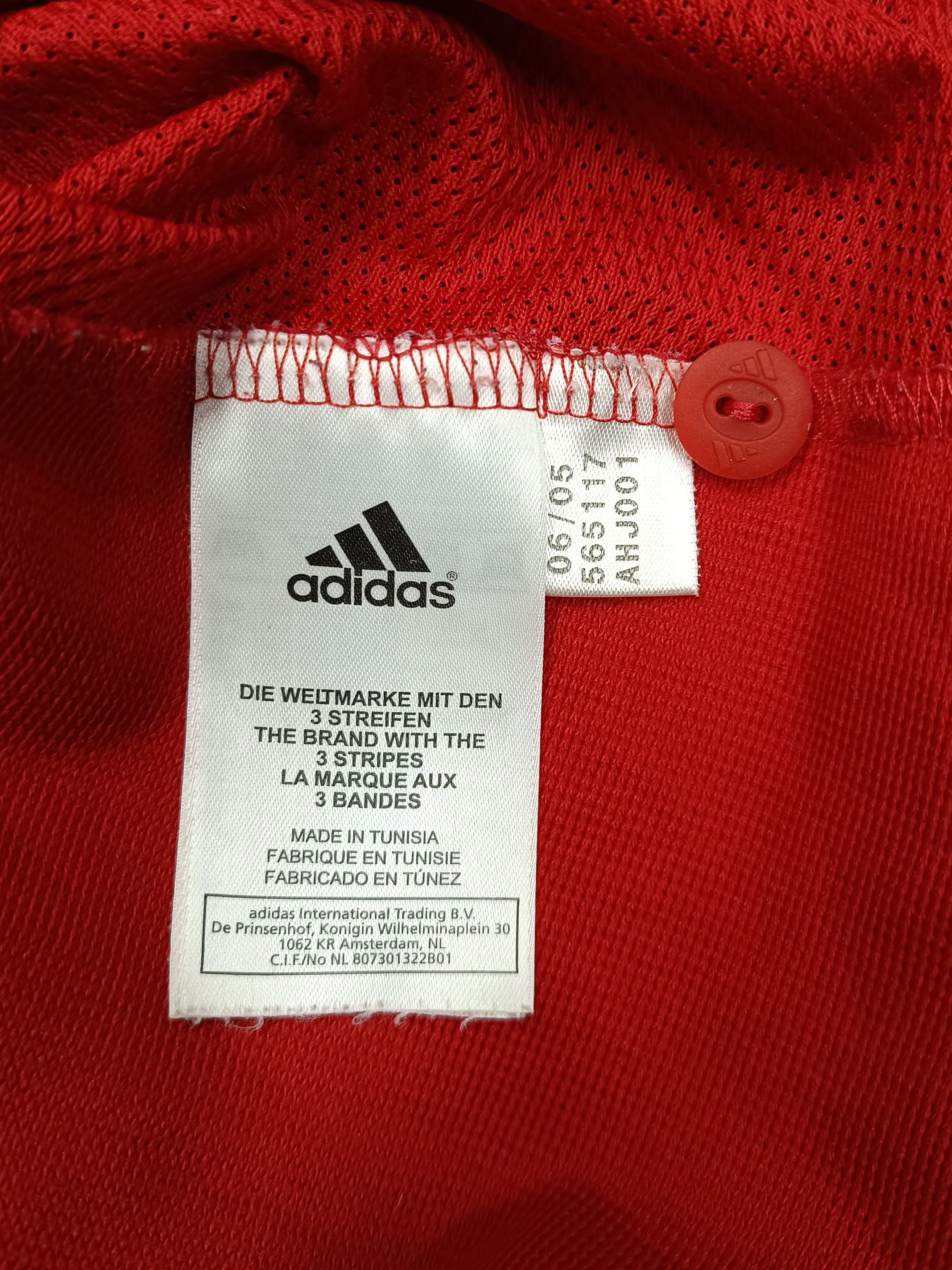 Adidas FC Bayern Munich Lizarazu 69 Red Football Size US M / EU 48-50 / 2 - 12 Thumbnail