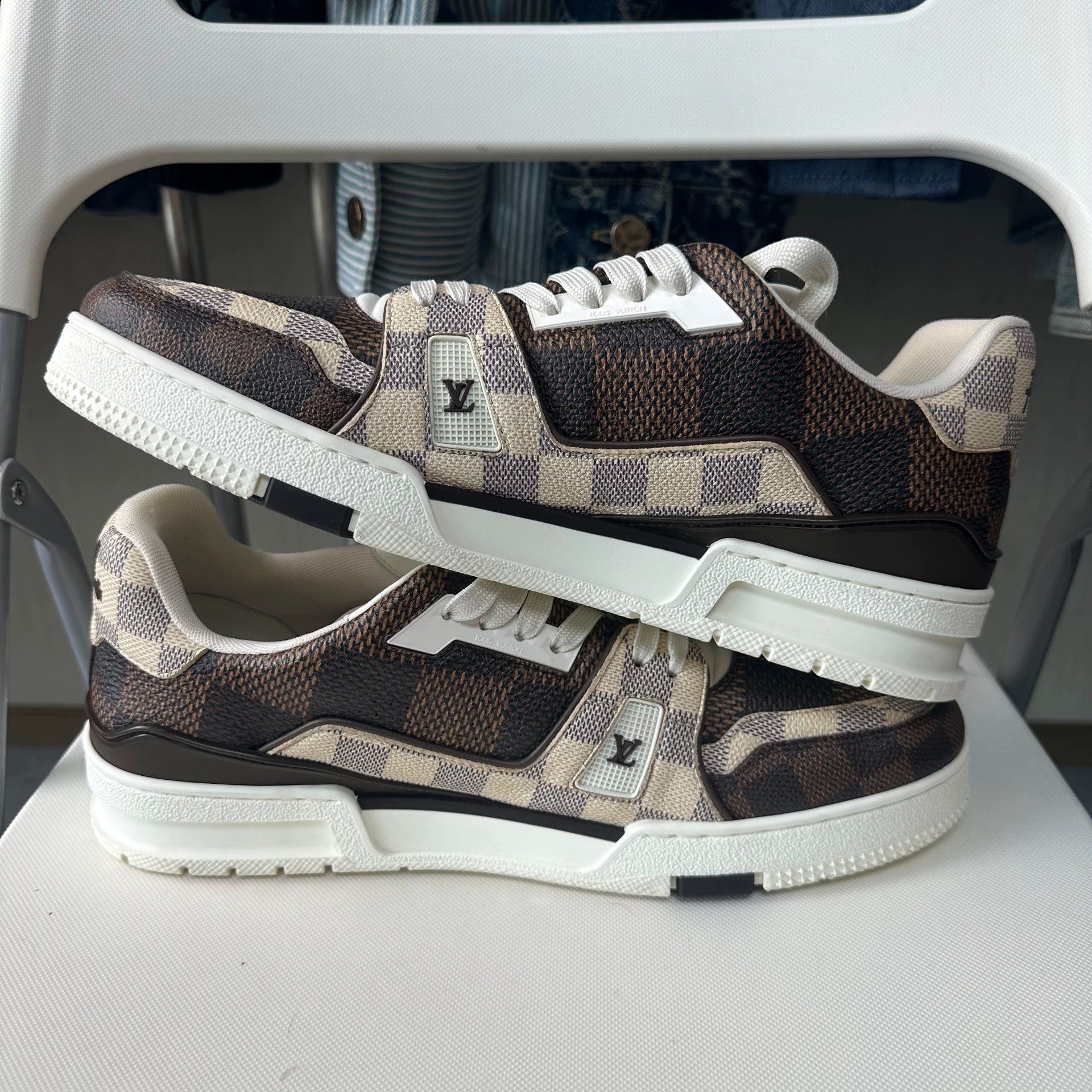 Louis Vuitton LOUIS VUITTON Trainer Damier Low Unisex Brown Sneaker Size US 10 / EU 43 - 6 Thumbnail