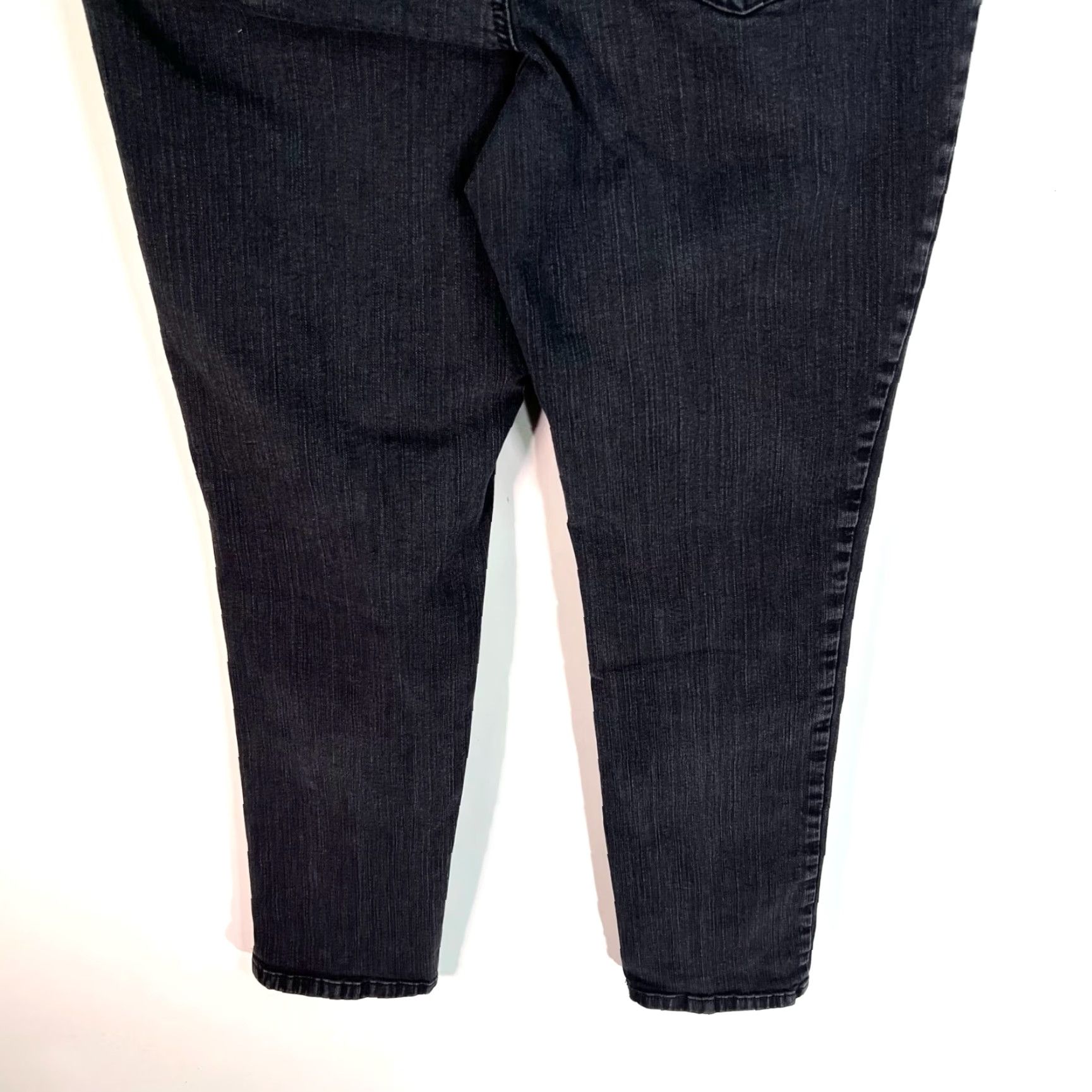 Vintage Chico's Black Stretch Denim Capri Jeans Women's Size L 34X29 Casual Size 36" / US 14 / IT 50 - 6 Thumbnail