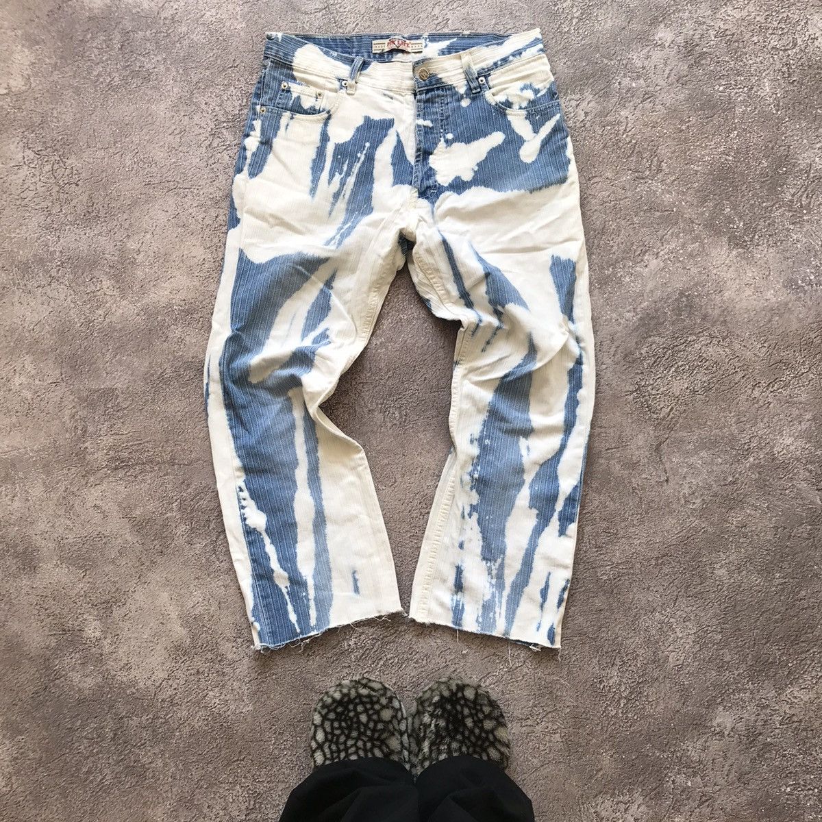 Vintage Vintage 90s Baggy Distressed Indigo Jeans Grunge Skate 31 Size US 31 - 2 Thumbnail