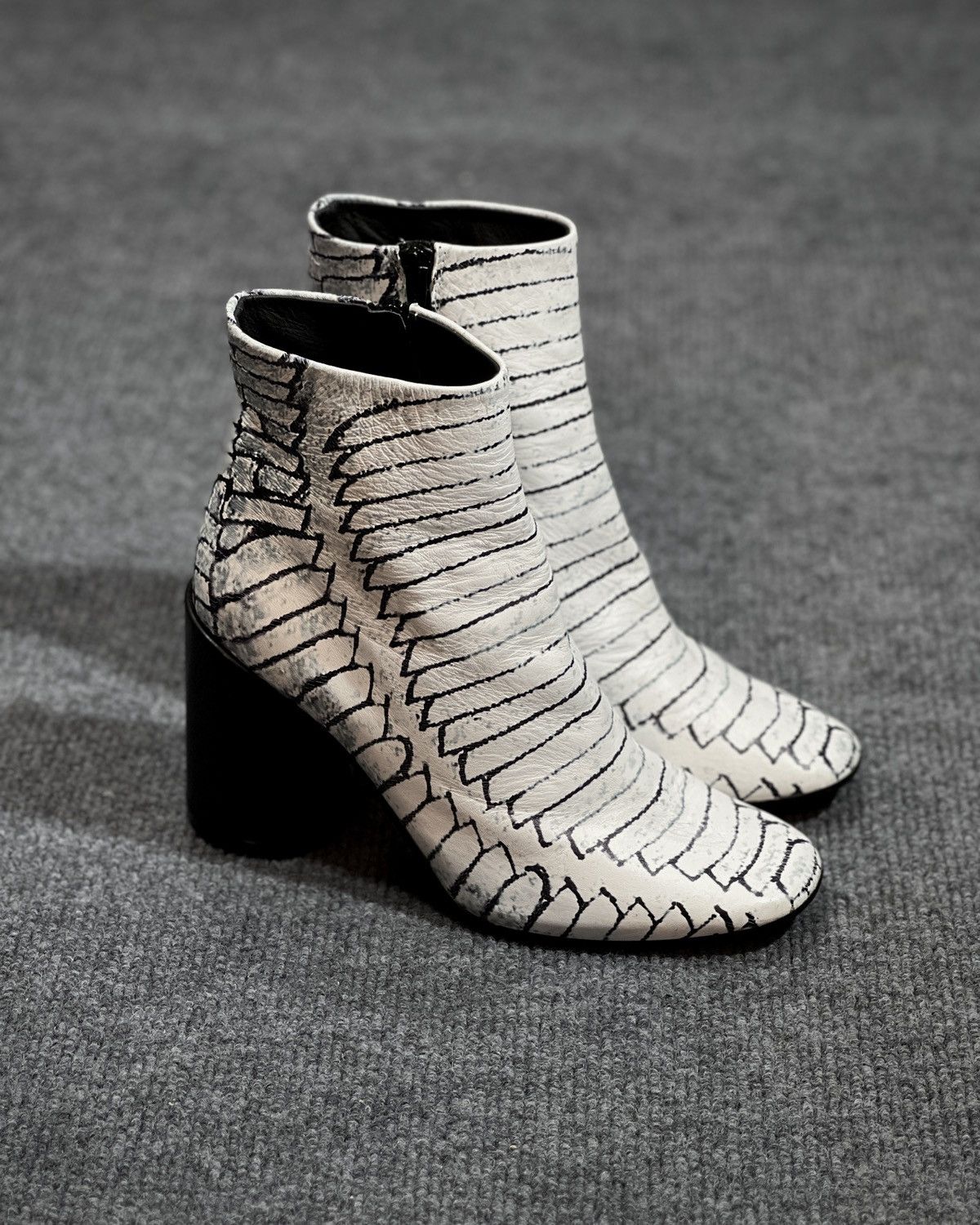 Maison Margiela MM6 Maison Margiela Printed Leather Ankle Boot Size US 7 / IT 37 - 1 Thumbnail