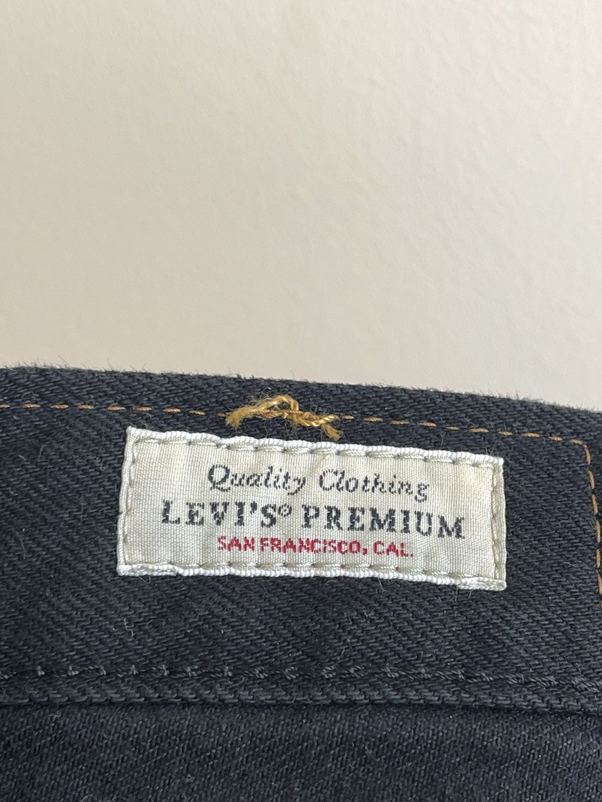 Levi's Premium 501 Straight Leg Regular Fit 5 Pocket Denim Jeans Size US 32 / EU 48 - 16 Thumbnail