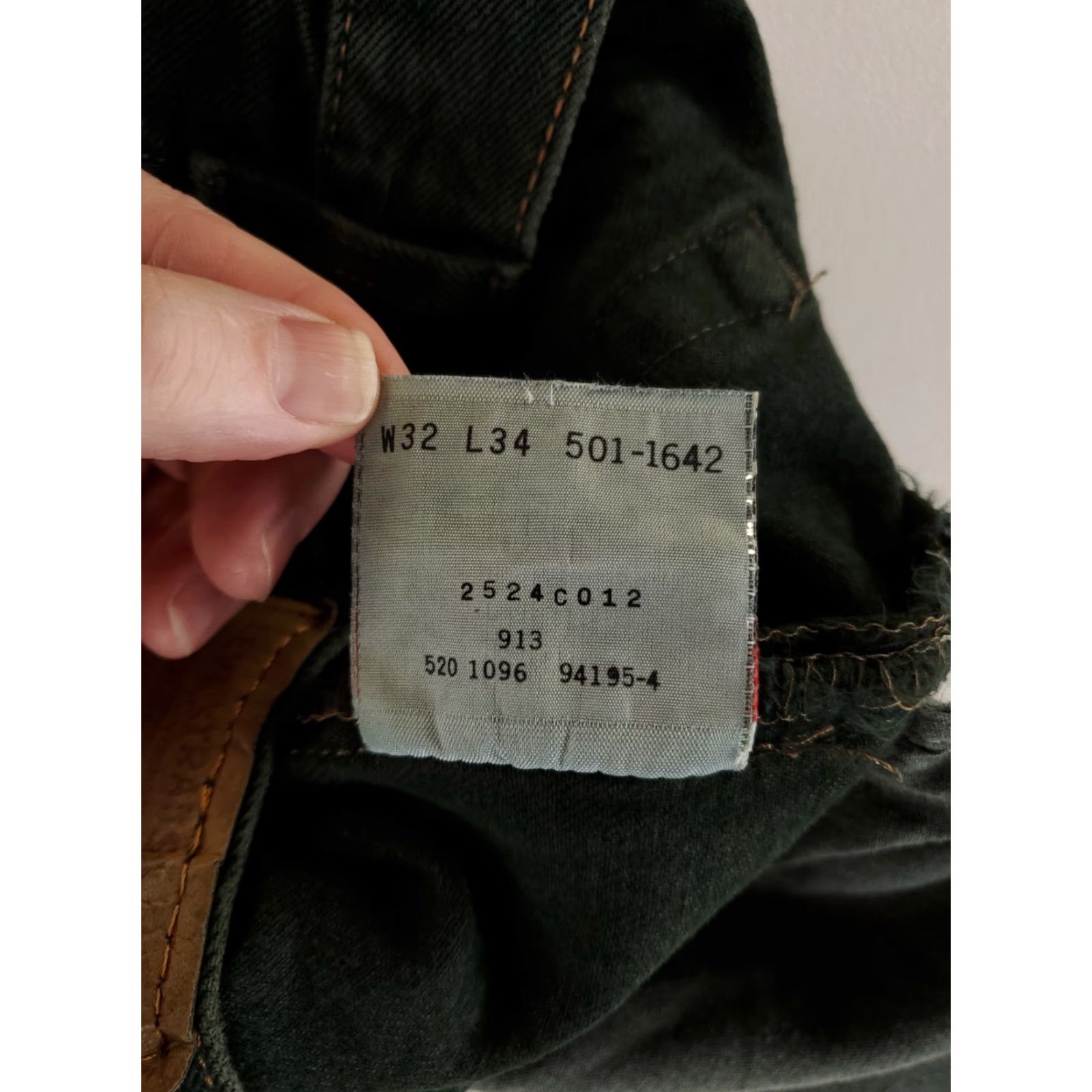 Levi's VINTAGE Levi's 501 Jeans Green Made USA Hemmed Mens 32x34 31x27.5 Actual 90s Straight Size US 31 - 7 Thumbnail