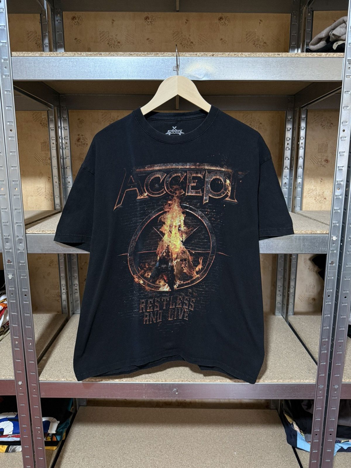 Band Tees × Vintage Vintage Accept Restless And Live Tour 2017 Retro T-Shirt Size US XL / EU 56 / 4 - 1 Thumbnail