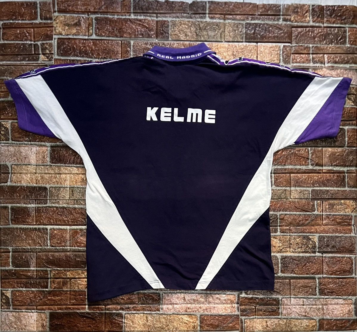 Other Real madrid 1997/1998 training jersey Size US L / EU 52-54 / 3 - 2 Thumbnail