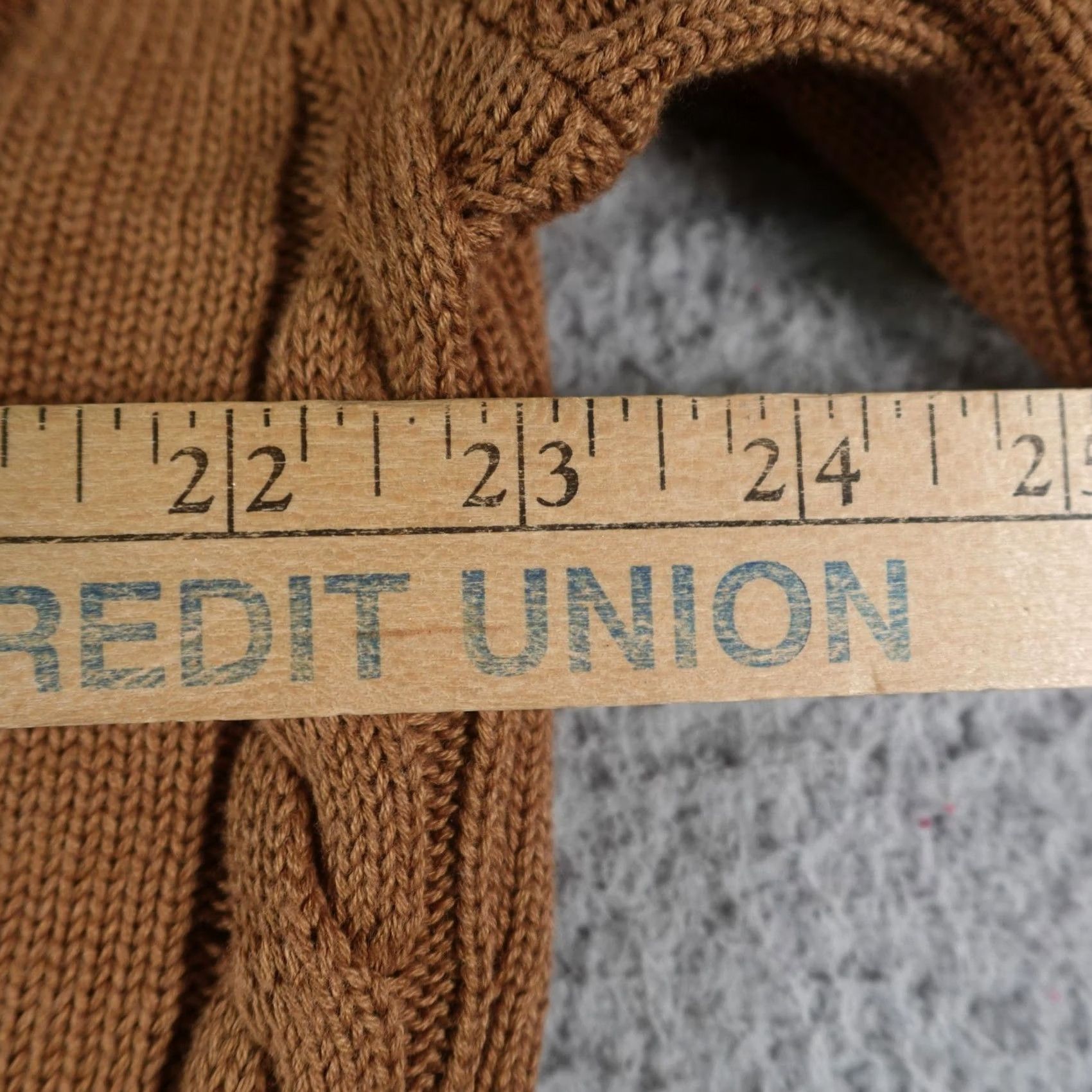 Vintage Crown & Ivy Cardigan Mens XL Beige Shawl Collar Cable Knit Button Front Pocketed Knit Sweater Regular Fit Size US XL / EU 56 / 4 - 3 Thumbnail