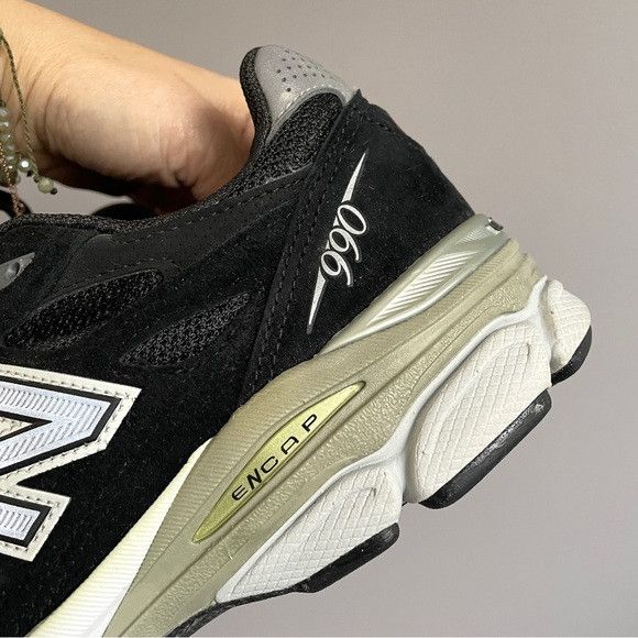 New Balance New Balance Black Made in USA 990 Sneakers - 7, worn 1X!*** Size US 7 / IT 37 - 7 Thumbnail