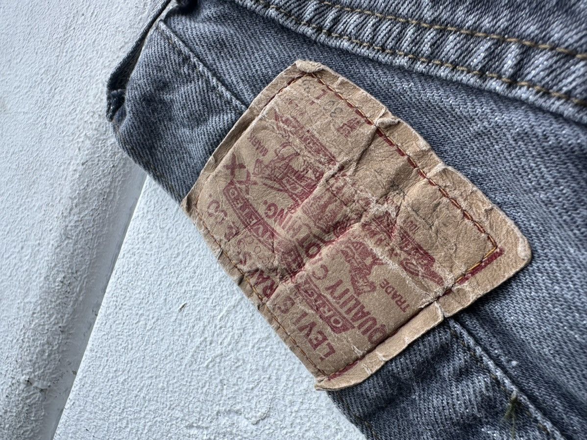 Levi's 🚨Vintage 90s Levis Jeans 501 LEGEND y2k Light Wash Denim Size US 30 / EU 46 - 8 Thumbnail