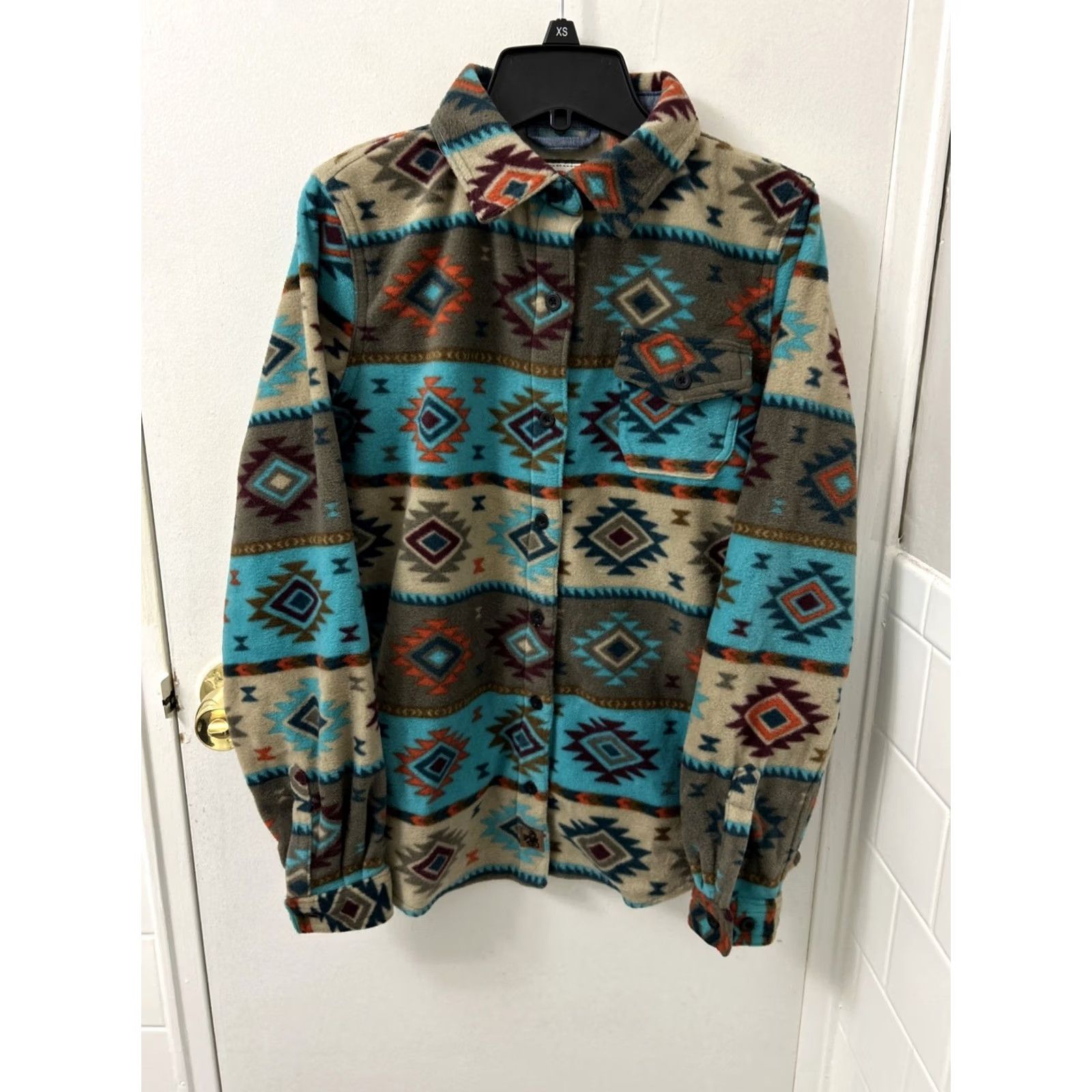 Vintage Legendary Whitetails Fleece Shirt Womens XS Blue Aztec Button Down Long Sleeve Size XS / US 0-2 / IT 36-38 - 2 Thumbnail
