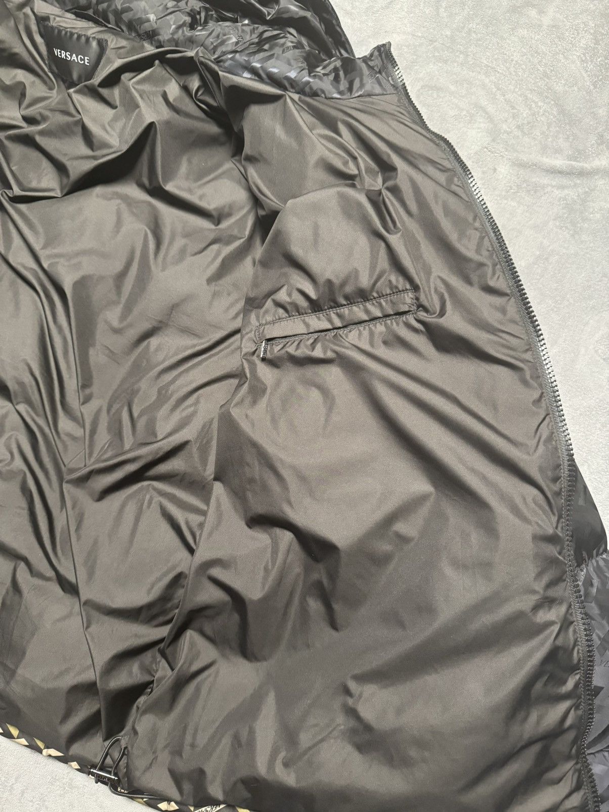 Versace Versace Colorblock Pattern Puffer Coat Size US XXL / EU 58 / 5 - 5 Thumbnail