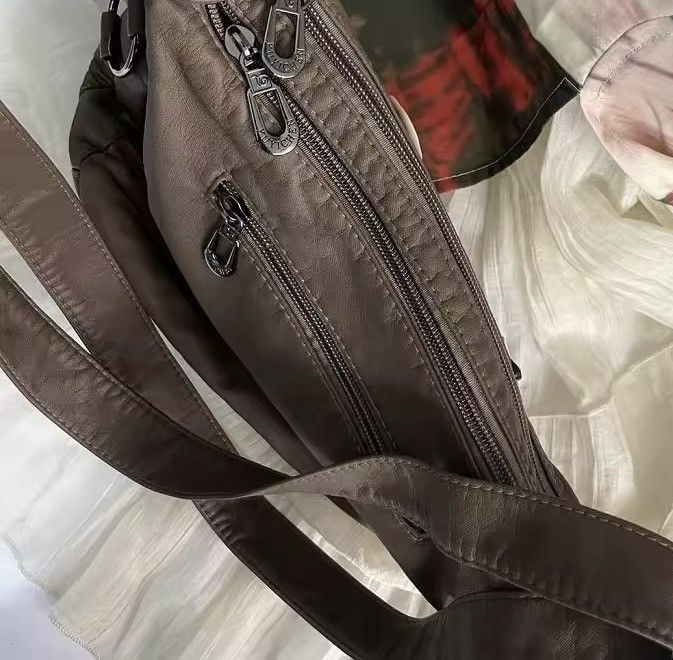 Designer × Japanese Brand Retro Button Bottle Cap Shoulder Bag Size ONE SIZE - 5 Thumbnail