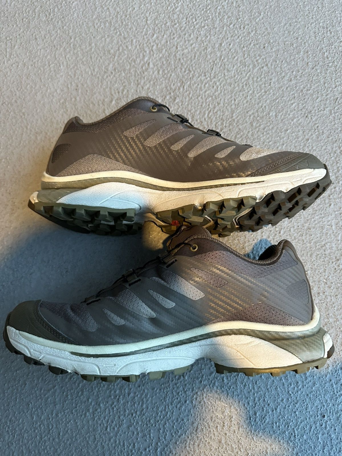 Salomon SALOMON XT-4 OG AURORA BOREALIS SNEAKER Size US 9 / EU 42 - 8 Thumbnail