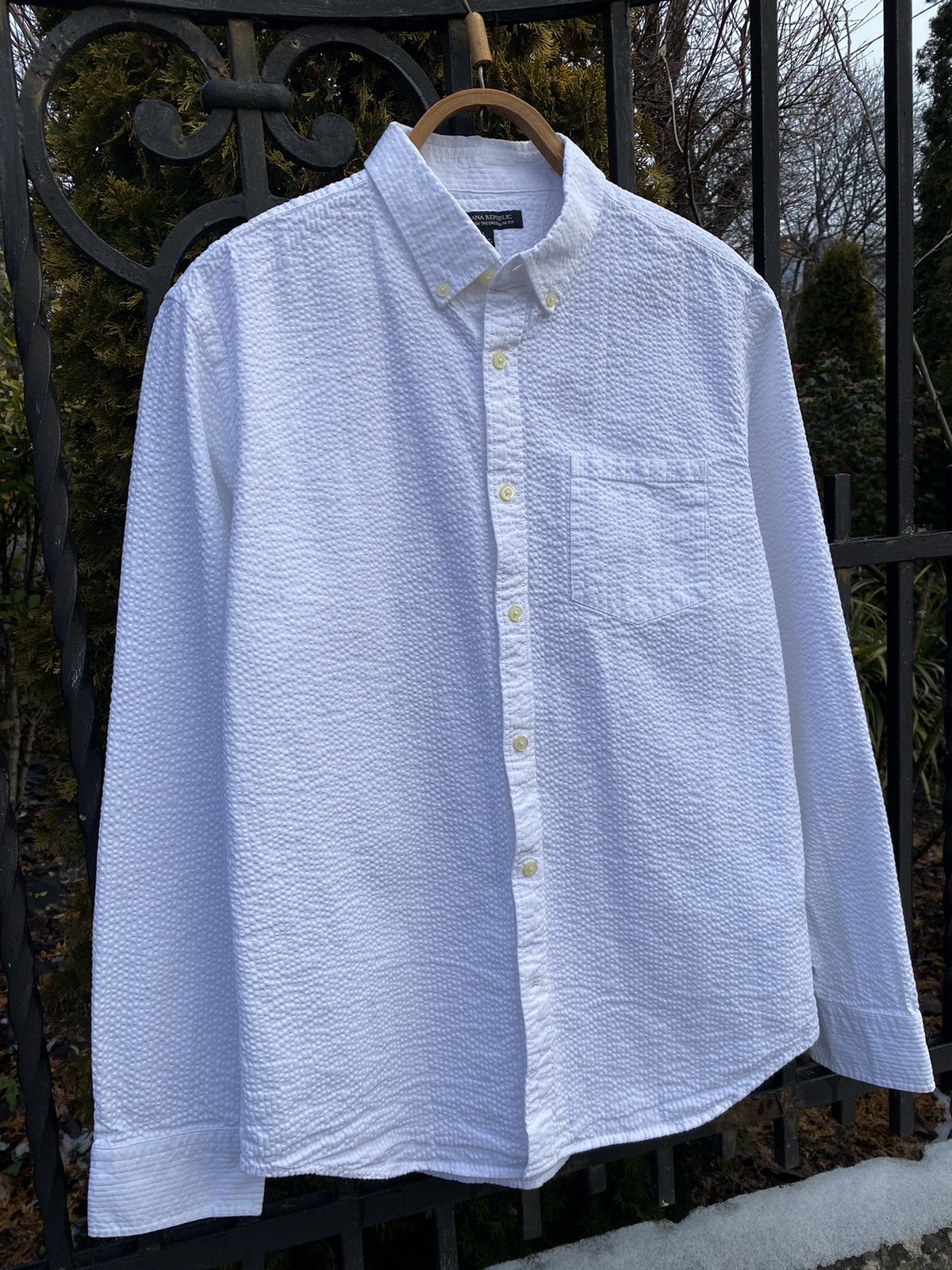 Banana Republic × Vintage Vintage Banana Republic Seersucker Classic ButtonDown Shirt Size US L / EU 52-54 / 3 - 2 Thumbnail