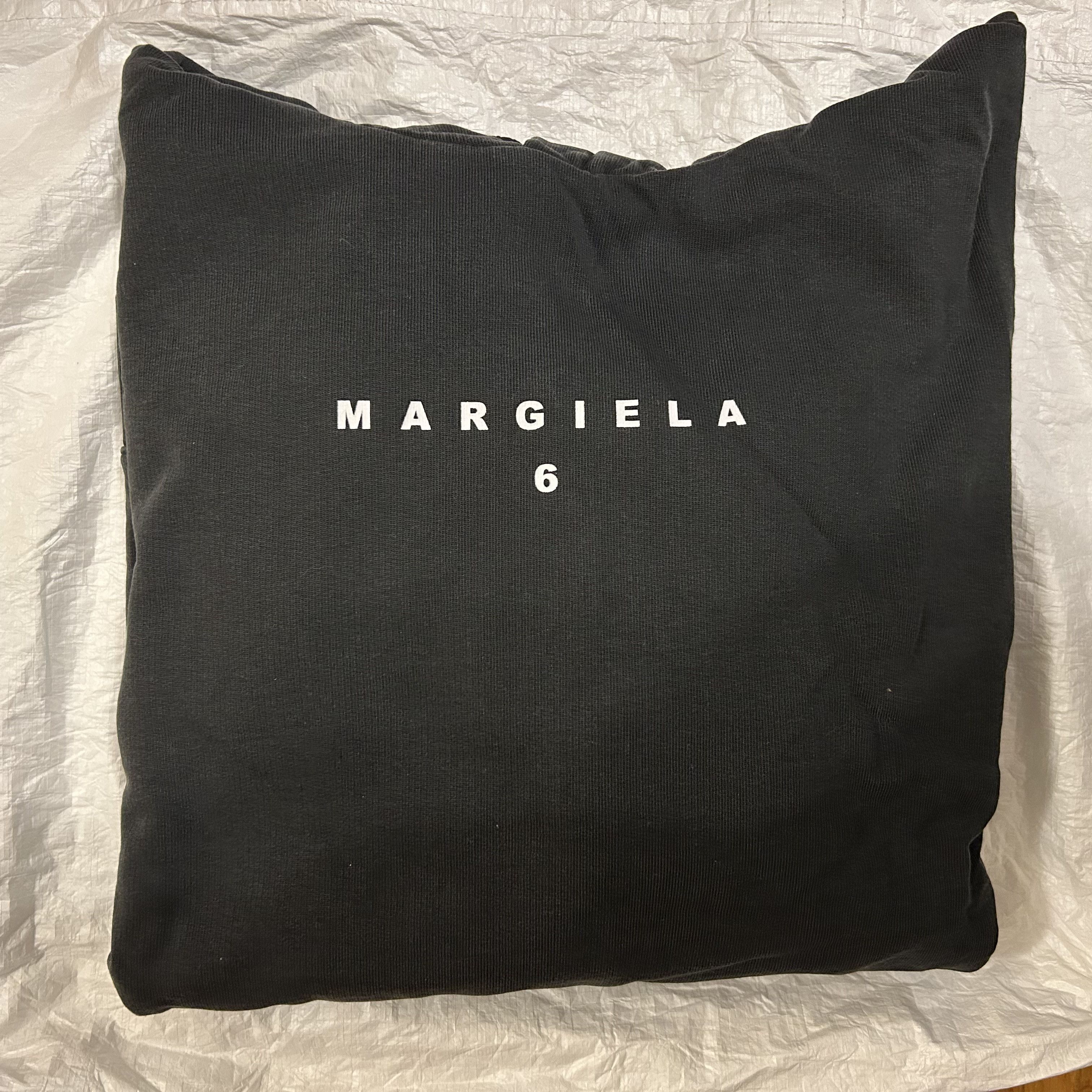 Maison Margiela MM6 Maison Margiela Vented Oversized Hoodie, Washed Black XL Size XL / US 12-14 / IT 48-50 - 1 Thumbnail