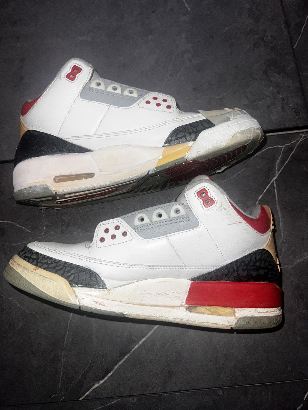 Jordan Brand Jordan 3 Retro Fire Red Size US 9 / EU 42 - 2 Thumbnail