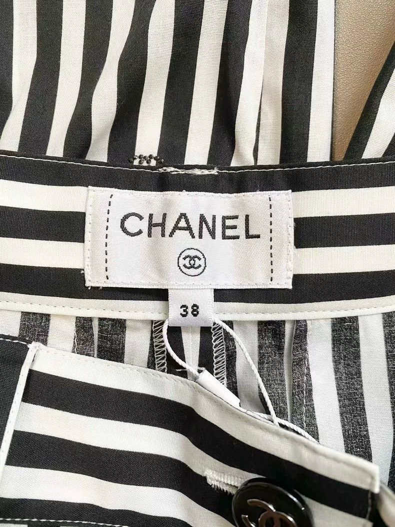 Chanel Chanel Black and white striped diamond logo casual pants Size 25" / US 0 / IT 36 - 7 Thumbnail