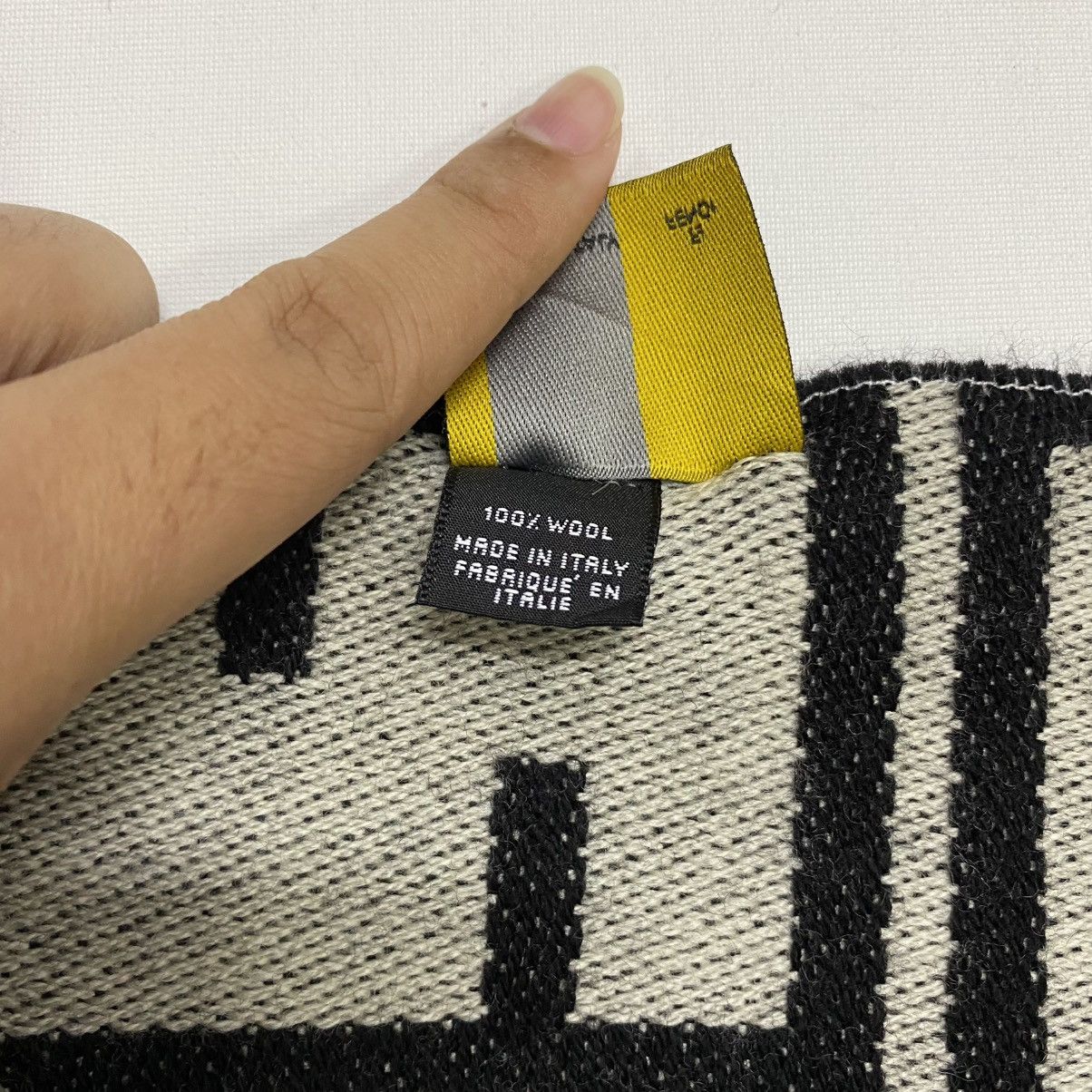 Fendi FENDI FF SCARF MUFFLER LUX040 Size ONE SIZE - 6 Thumbnail