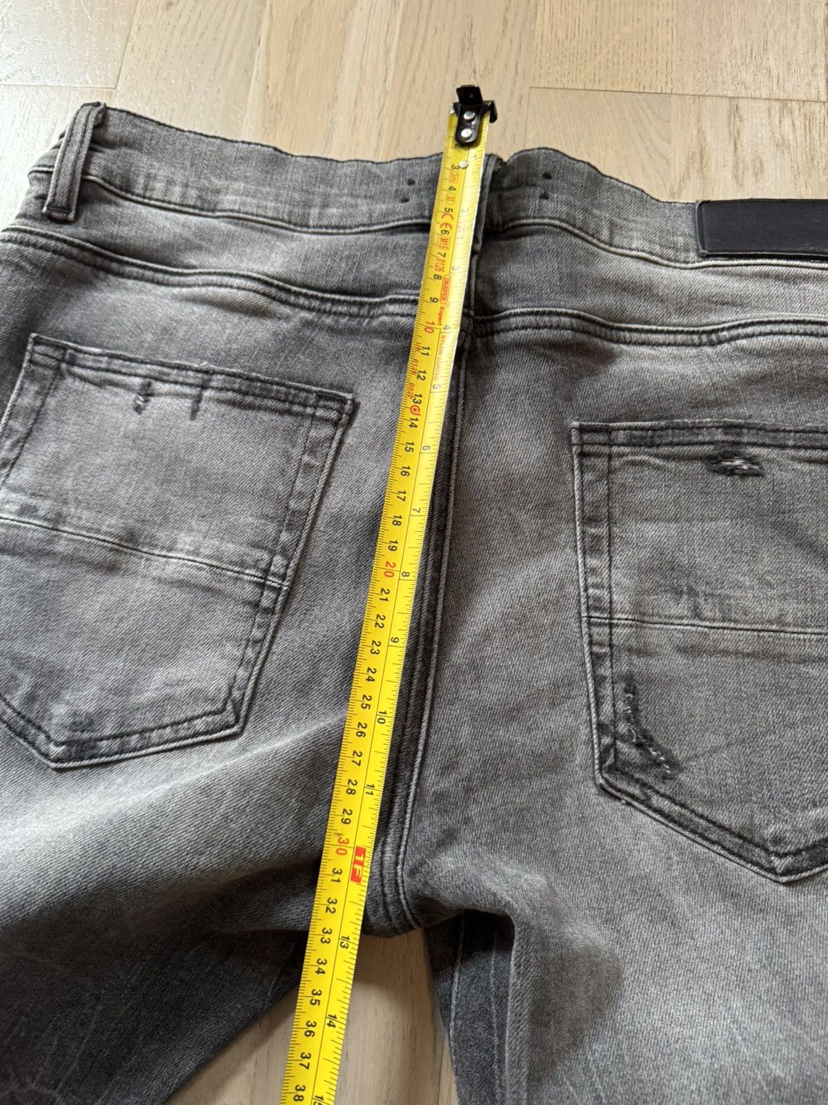Amiri AMIRI jeans STUDY ALL PHOTOS CAREFULLY FOR TAPE MEASUREMENTS Size US 32 / EU 48 - 8 Thumbnail