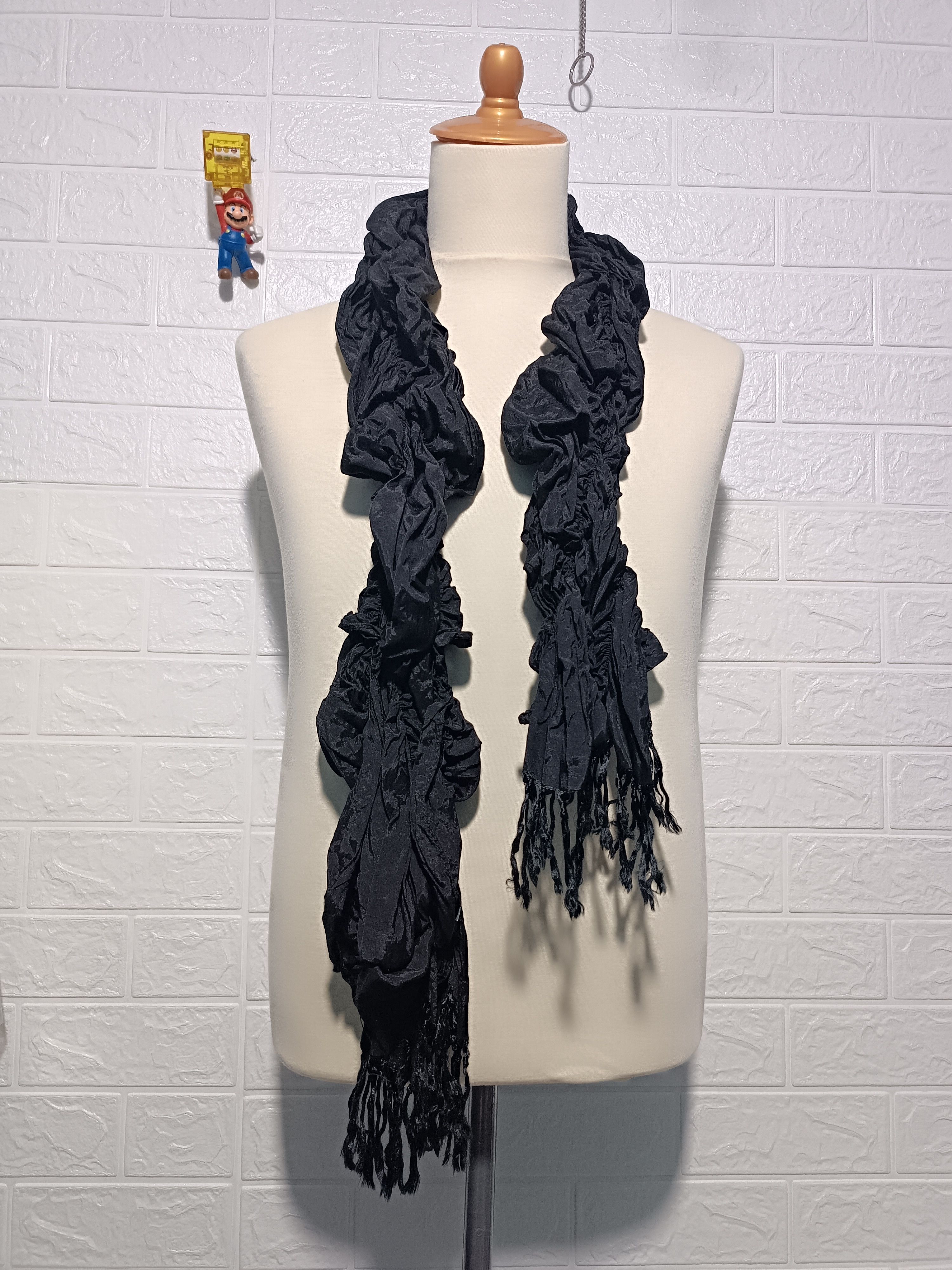 Other Black Crinkle Scraf Size ONE SIZE - 1 Thumbnail