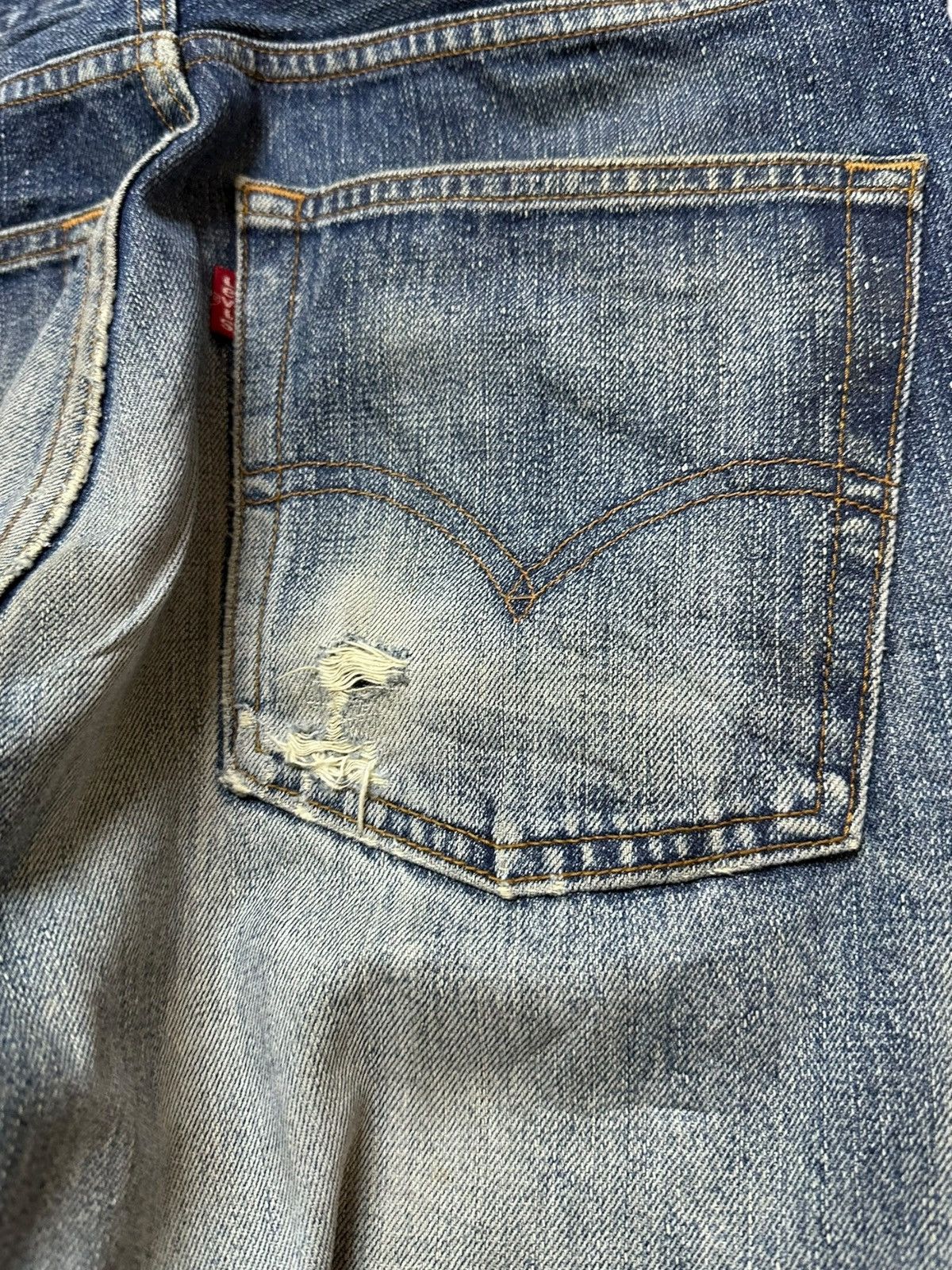 Levi's Vintage Clothing Vintage Levi’s Faded Whiskers Grunge Denim Size US 30 / EU 46 - 7 Thumbnail