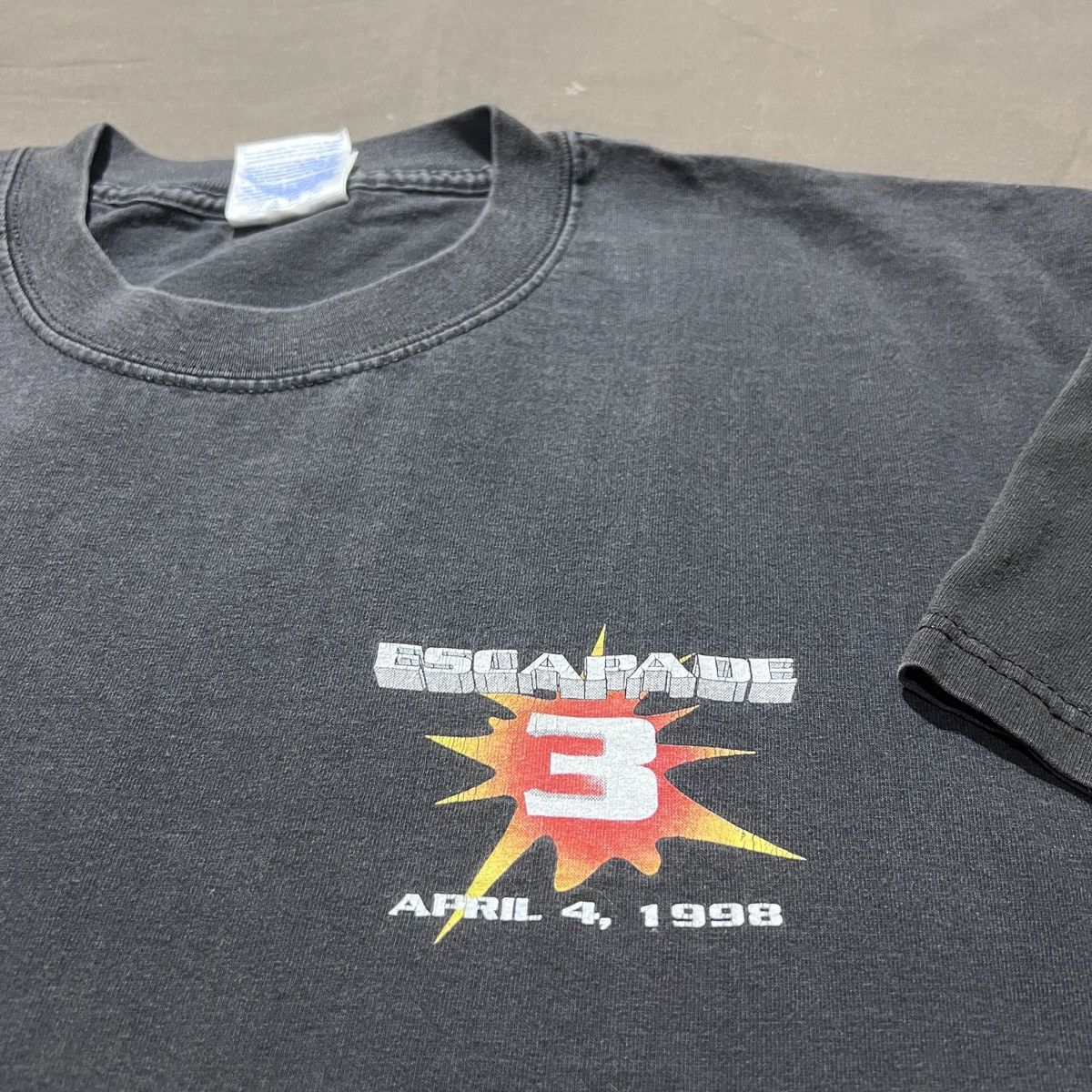 Vintage Vintage 90s Escapade 3 Tee XL Faded EDM Acid house DJ Hiphop Size US XL / EU 56 / 4 - 5 Thumbnail