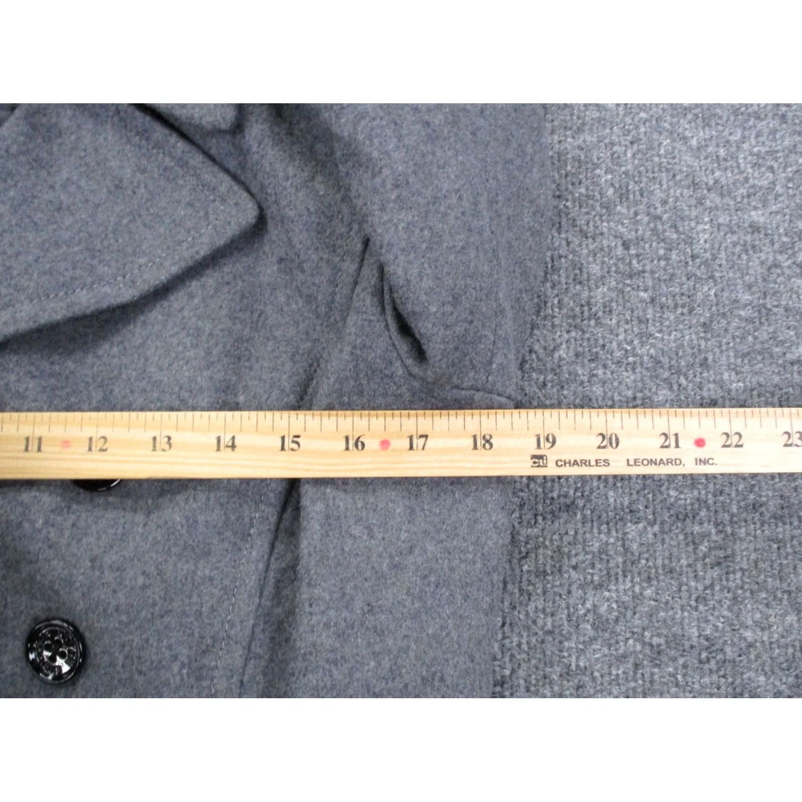 Armani Exchange Armani Exchange Jacket Women L Gray Wool Blend Heavy Preppy Coat Overcoat Sailor Jacket Women L Gray Wool Overcoat Armani Exchange Size L / US 10 / IT 46 - 5 Thumbnail