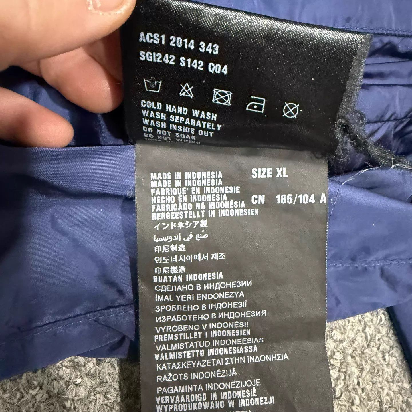 Prada Prada Navy Blue Triangle Logo Nylon Jacket XL 95 New Size XL / US 12-14 / IT 48-50 - 5 Thumbnail