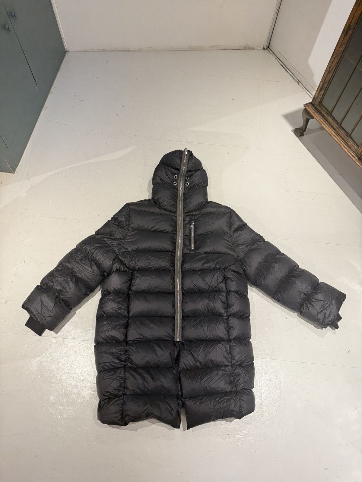 Rick Owens × Rick Owens Drkshdw Rick Owens • Black Jumbo Gimp Down Coat Size US M / EU 48-50 / 2 - 5 Thumbnail