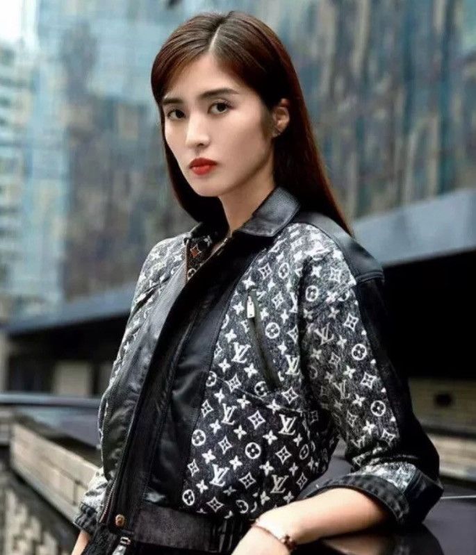 Louis Vuitton Louis Vuitton Lv 23 black print jacket 2412-Nextarrow Size US XS / EU 42 / 0 - 6 Thumbnail