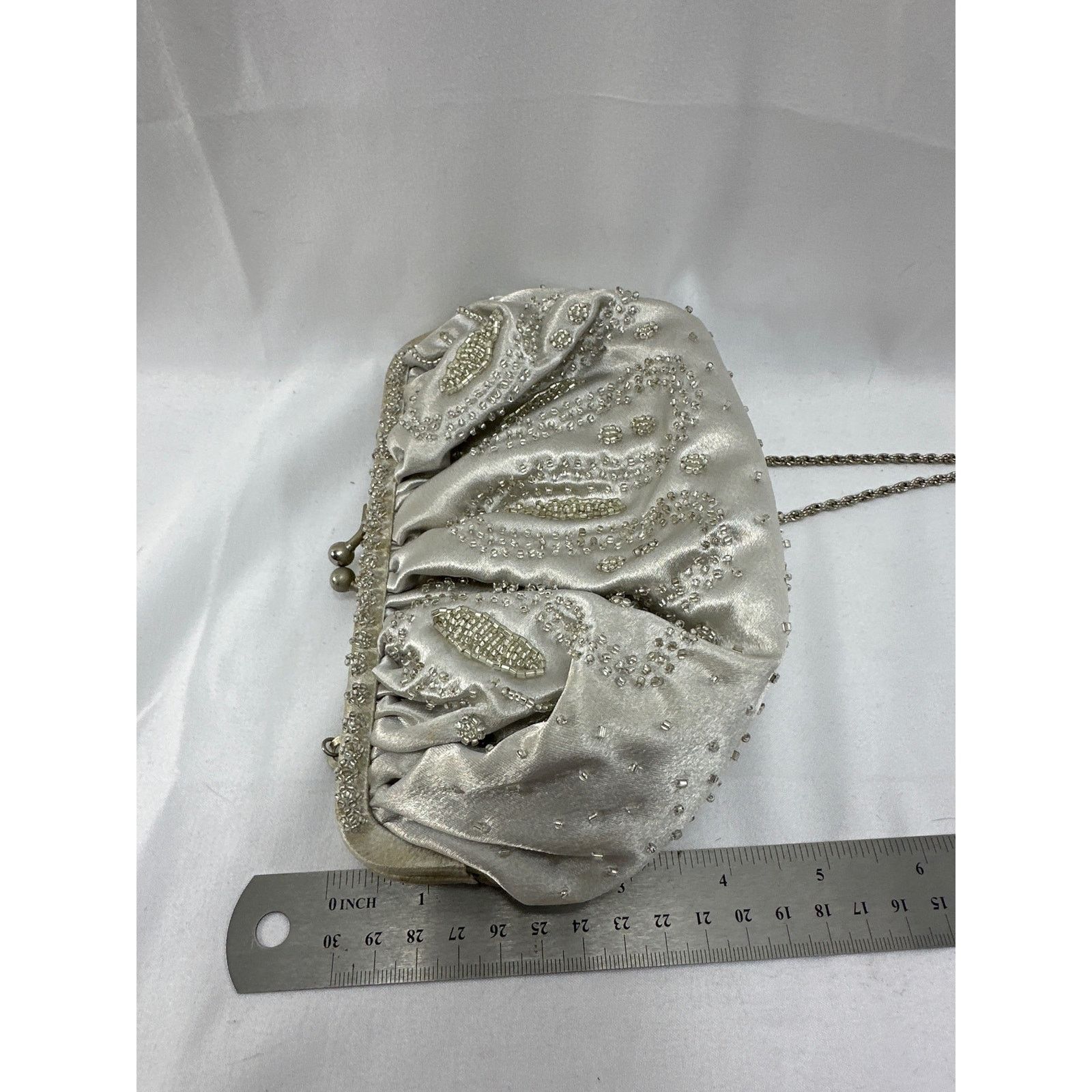 Other La Regale Seed Bead Silver Clutch Purse Bag Small VTG Size ONE SIZE - 8 Thumbnail