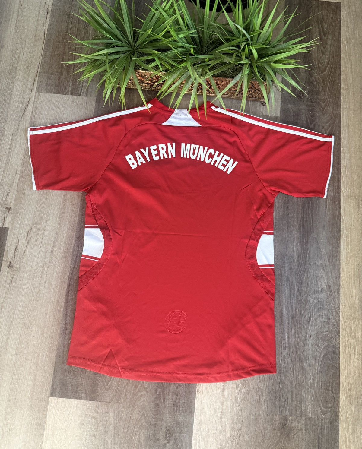 Adidas FC Bayern Munich Home Retro Soccer Jersey VTG Football Shirt Size US L / EU 52-54 / 3 - 4 Thumbnail