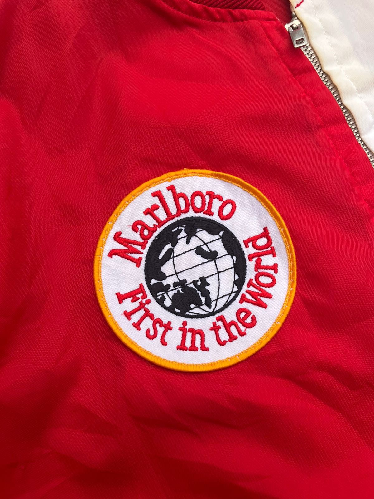 Vintage Vintage Japanese Marlboro Racing Jacket Y2K Size US S / EU 44-46 / 1 - 3 Thumbnail