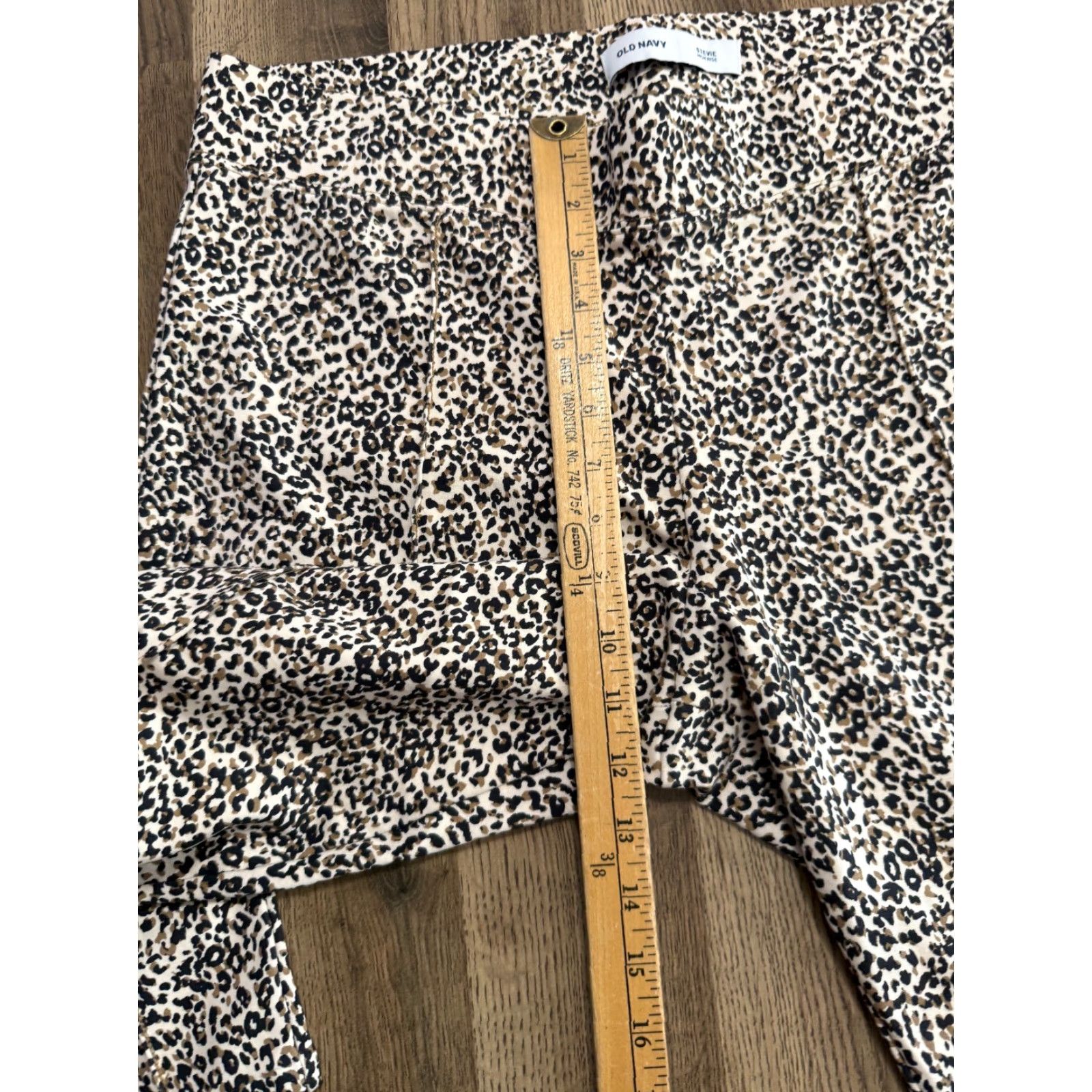 Old Navy VINTAGE Old Navy Pants Womens XL Black Cheetah Print Stevie High Rise Leggings Size 40" / US 18 - 3 Thumbnail