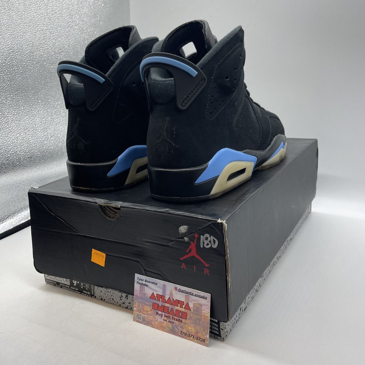 Jordan Brand Air Jordan 6 UNC Size US 9.5 / EU 42-43 - 5 Thumbnail