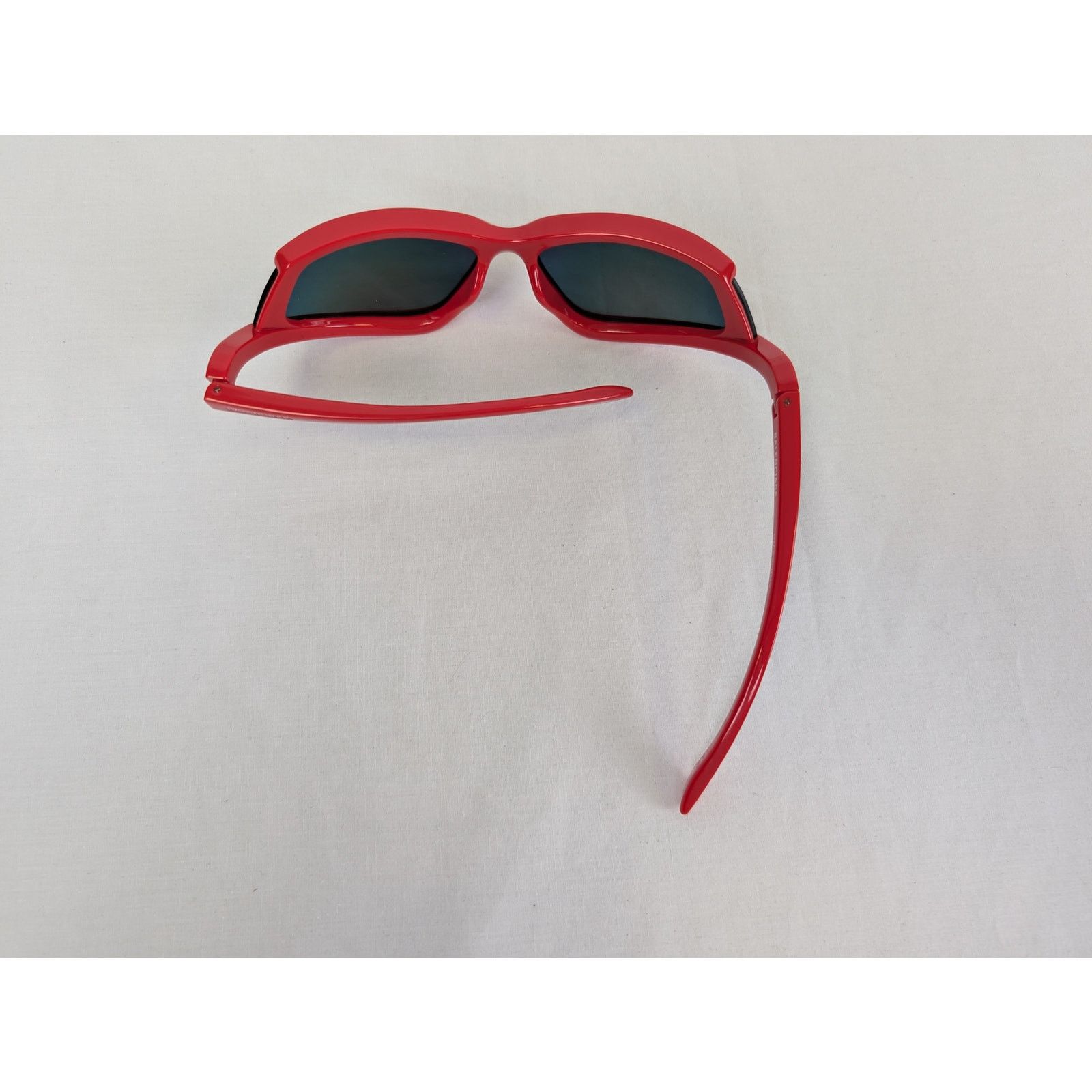 Balenciaga o1rshd1 Size: OS / Red Frame Sunglasses in Multicolor Size ONE SIZE - 7 Thumbnail