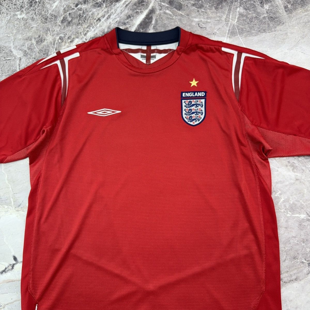 Umbro Umbro England Jersey 2004-06 Away Kit Soccer Football Shirt Size US L / EU 52-54 / 3 - 5 Thumbnail