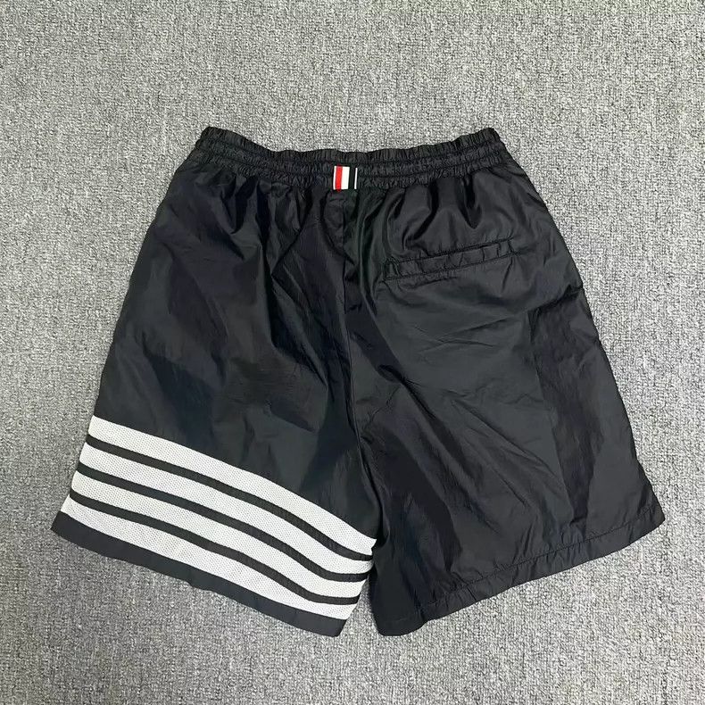 Thom Browne Thom Browne size2 Nylon shorts Size US 26 / EU 42 - 2 Thumbnail