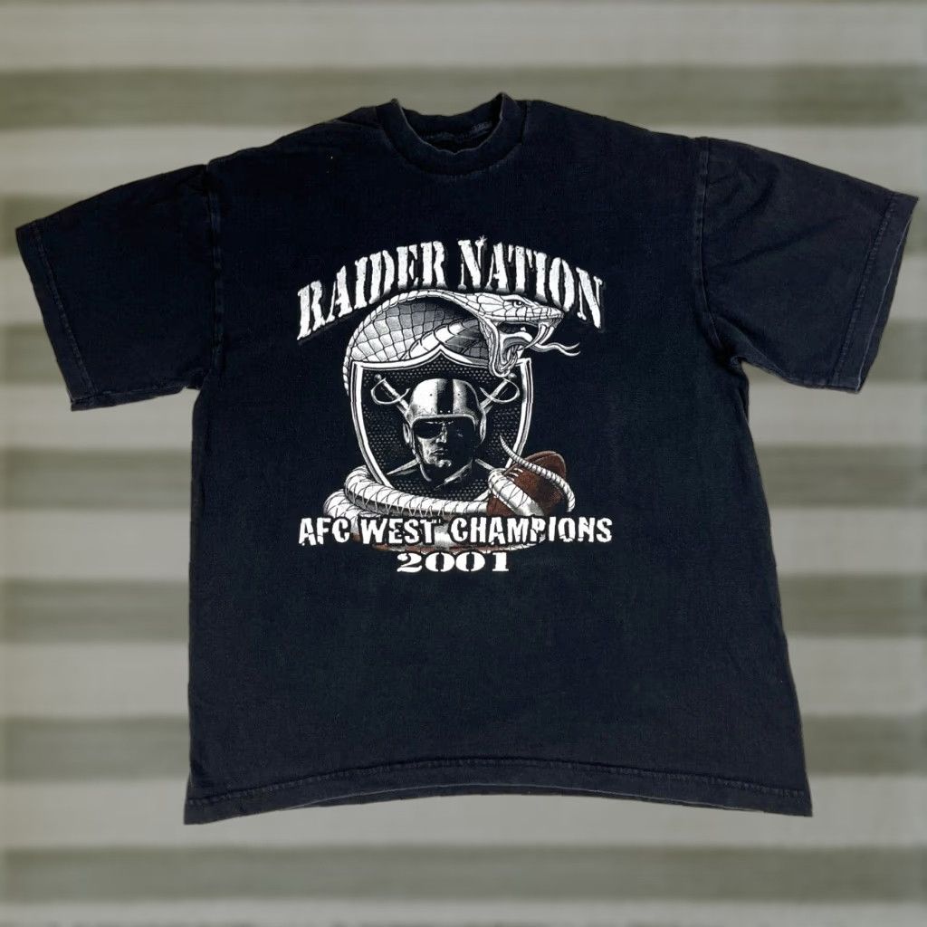 Champion **Vintage Raiders Nation 2001 Champion T-Shirt Sz M** User: Vintage Raiders Nation 2001 Champion T-Shirt Sz M Size US M / EU 48-50 / 2 - 1 Thumbnail