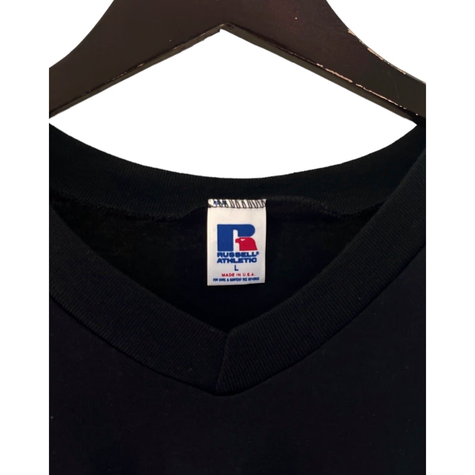Russell Athletic VINTAGE Russell Athletic T-Shirt Mens L Black 90s V-Neck Short Sleeve USA Made Size US L / EU 52-54 / 3 - 2 Thumbnail