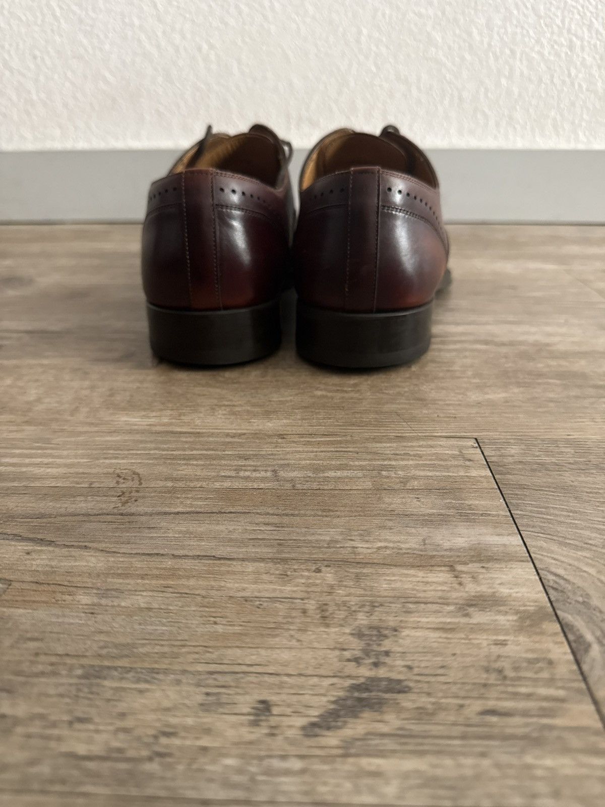Magnanni Whole Cut Dress Shoes Size US 11 / EU 44 - 6 Thumbnail