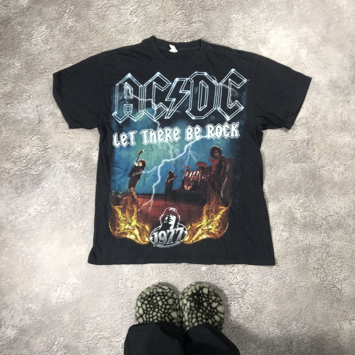 Vintage Vintage 90s AC/DC Band Tee Graphic Print Grunge Rock Faded M Size US M / EU 48-50 / 2 - 1 Thumbnail