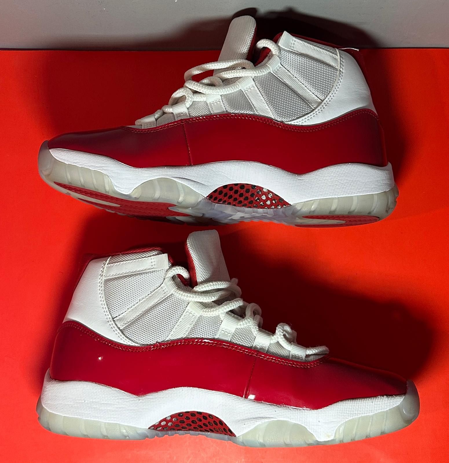 Jordan Brand Size 10.5 - Jordan 11 Retro High Cherry Size US 10.5 / EU 43-44 - 3 Thumbnail