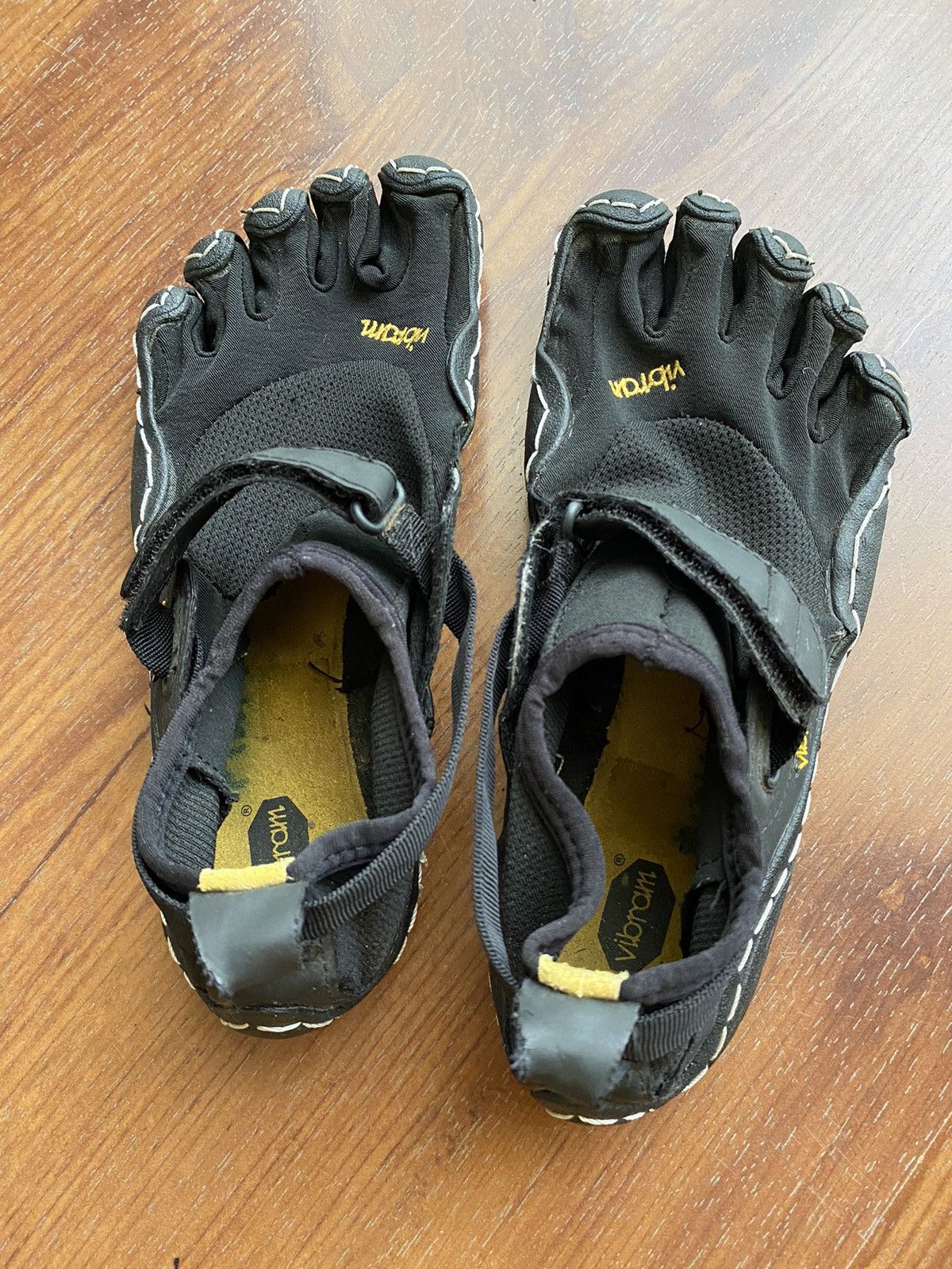 Vibram Vibram Five Fingers black shoes Size US 7 / IT 37 - 16 Thumbnail