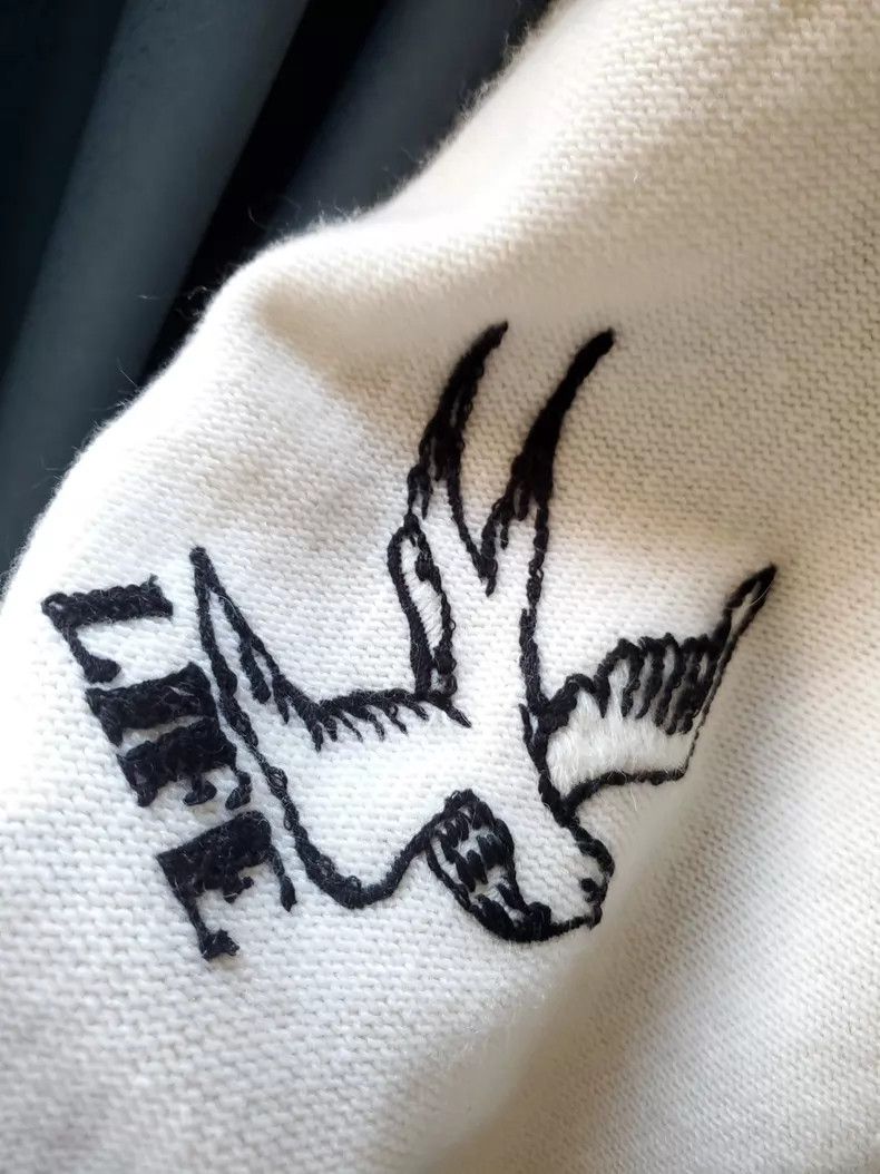 Valentino Valentino Embroidered sweater Size S / US 4 / IT 40 - 7 Thumbnail
