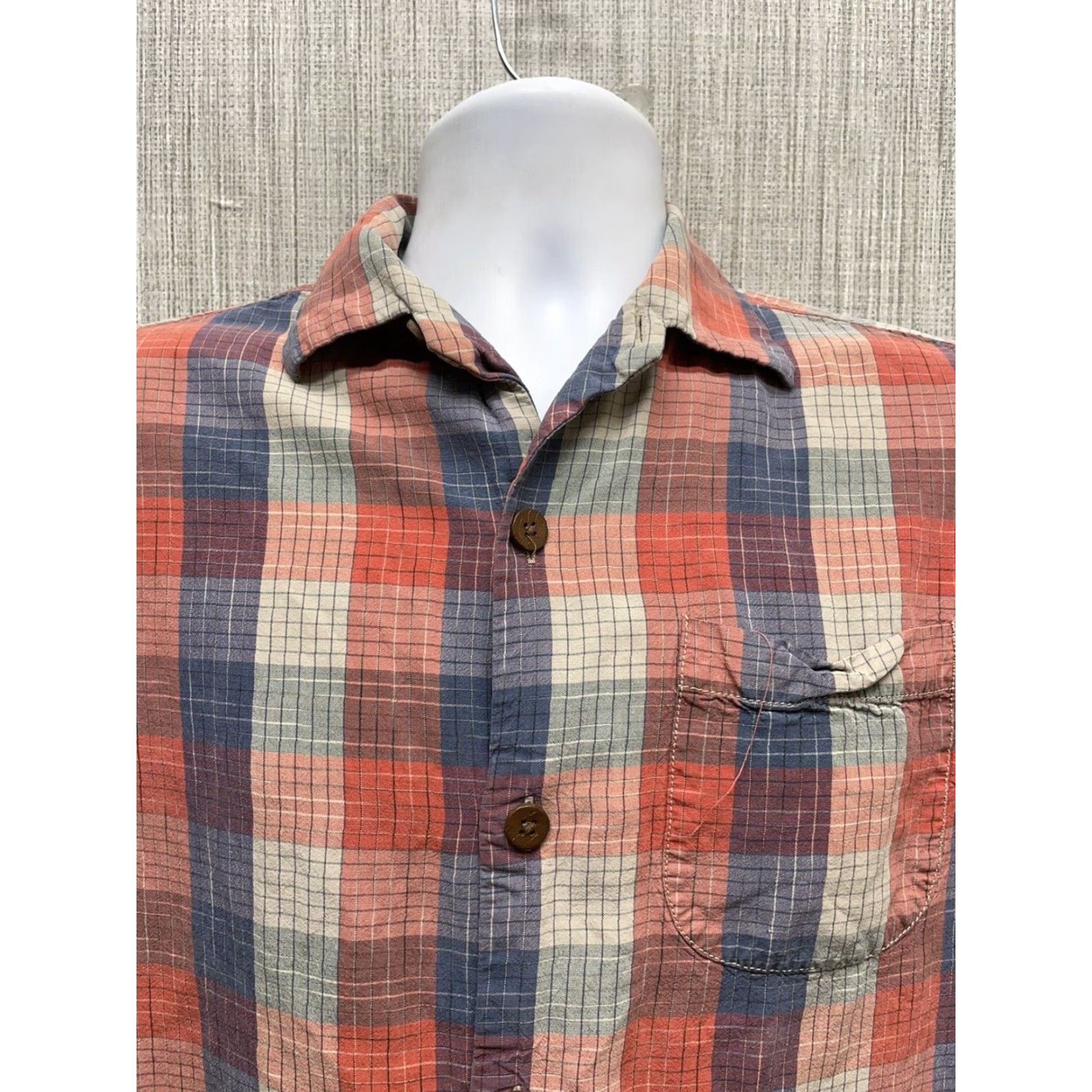 Tommy Bahama Tommy Bahama Shirt Plaid Short Sleeve Button-Up Mens S Multicolor 100% Silk Original Fit Plaid 90s? (note: avoid uncertain). Size US 29 - 2 Thumbnail