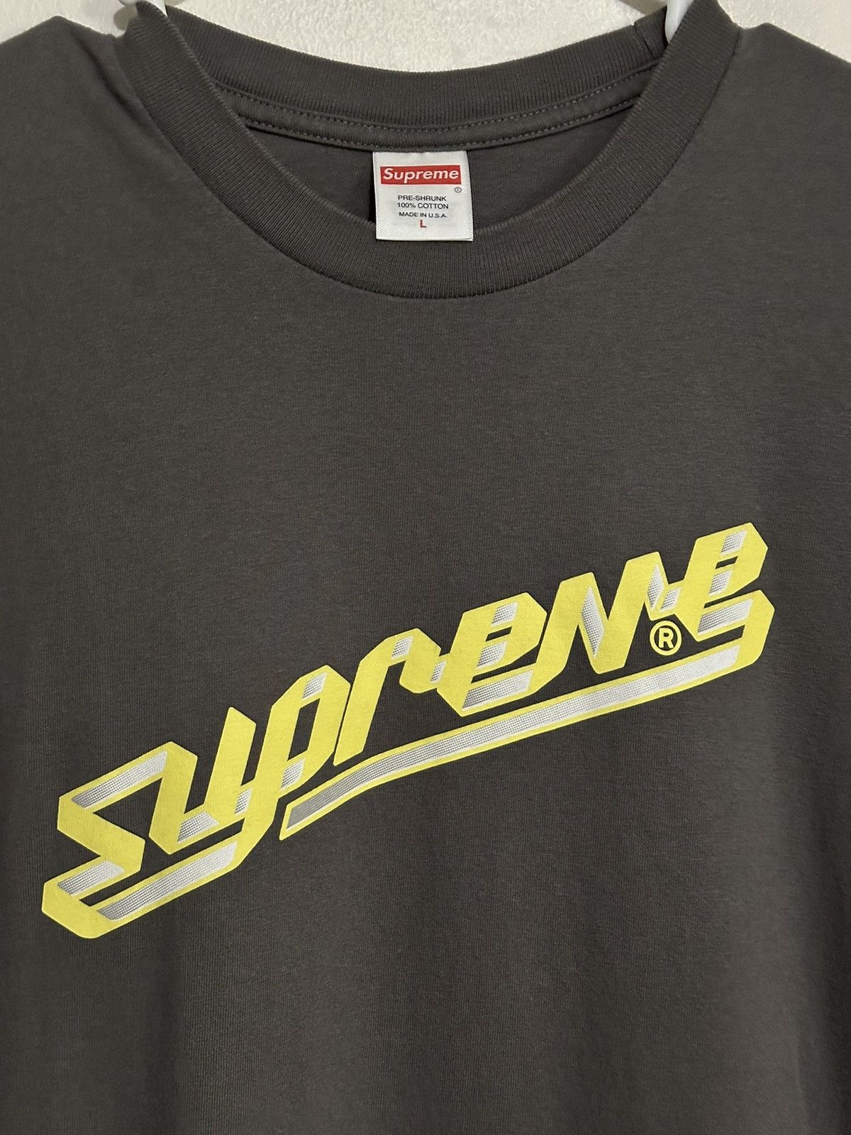 Supreme Supreme Banner Tee Size US L / EU 52-54 / 3 - 2 Thumbnail