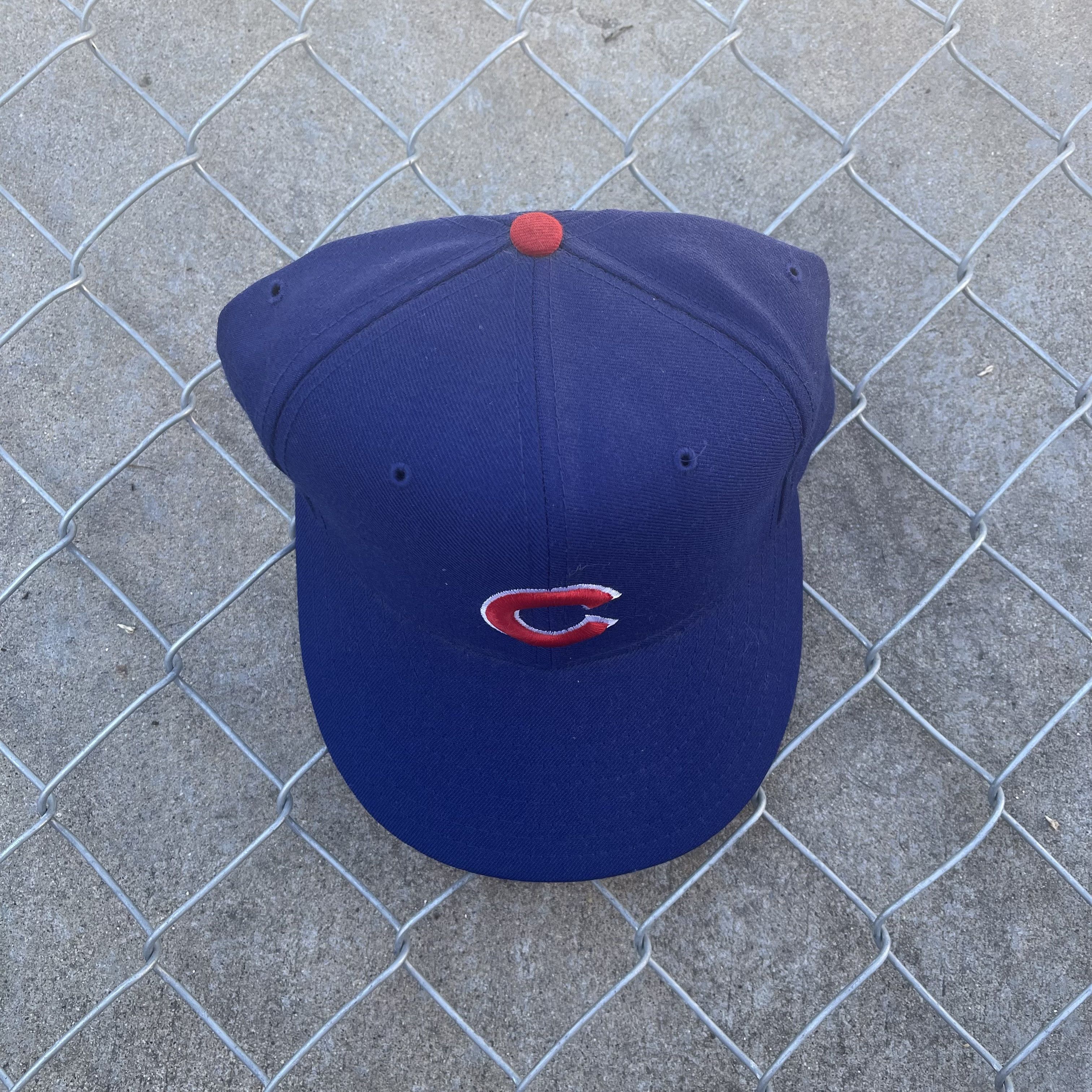 MLB × New Era × Vintage Vintage 90s New Era Chicago Cubs Fitted Hat Size ONE SIZE - 2 Thumbnail